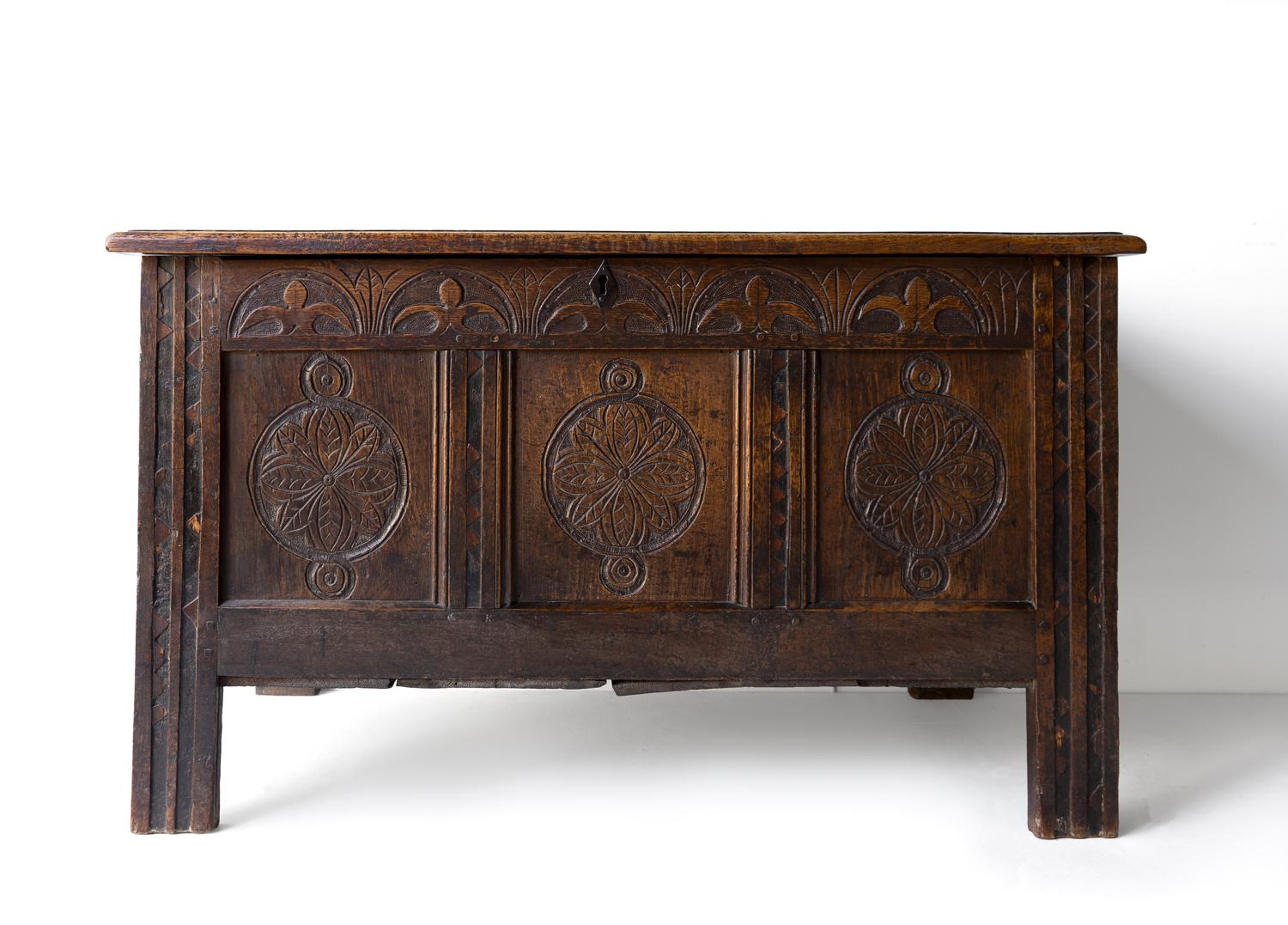 Antique Charles II West Country Carved Oak Coffer 17th Century Blanket Box Chest In Good Condition For Sale In Bristol, GB
