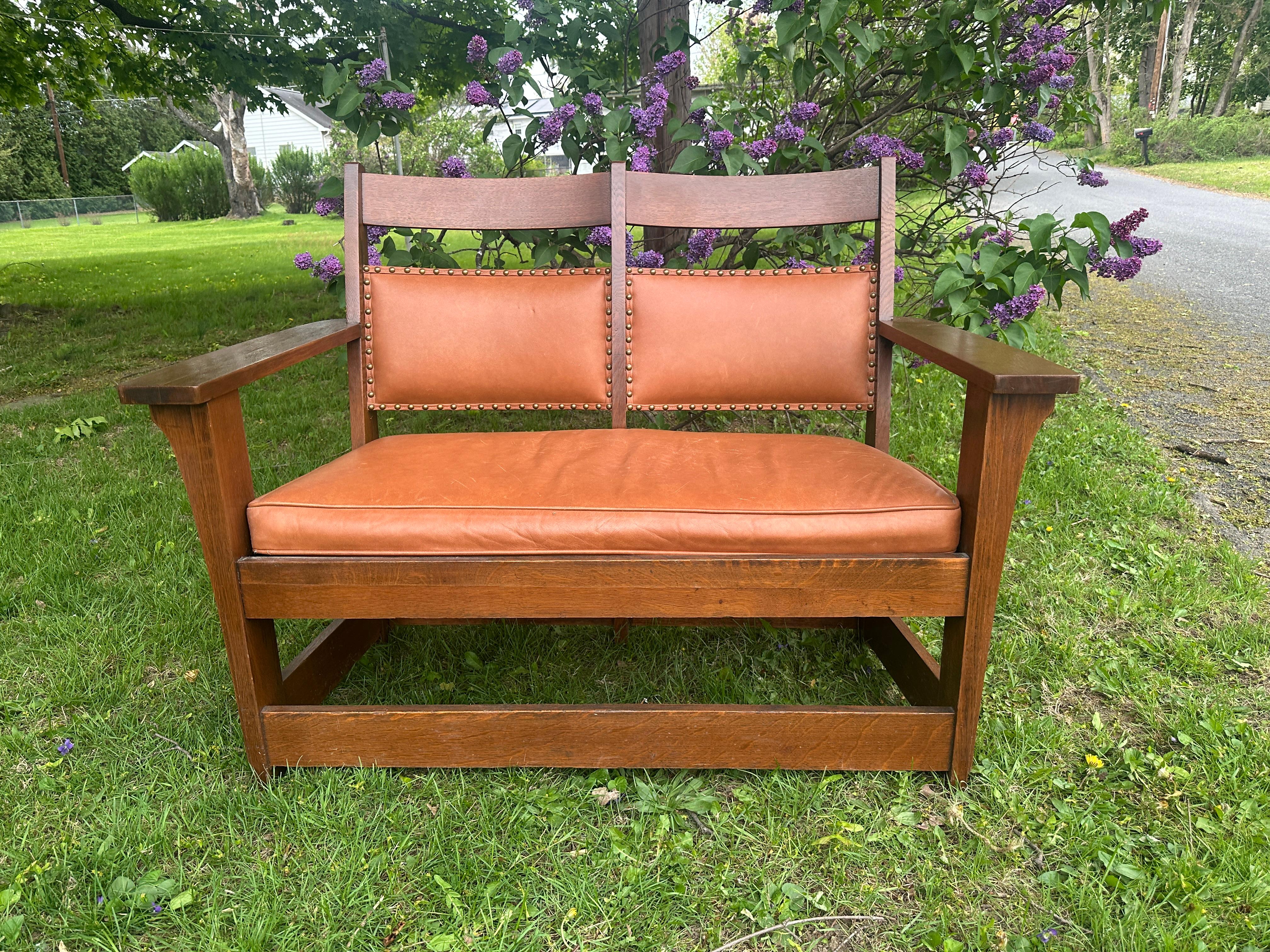Arts and Crafts Antico divano Charles Limbert, marchiato! - W5010 in vendita
