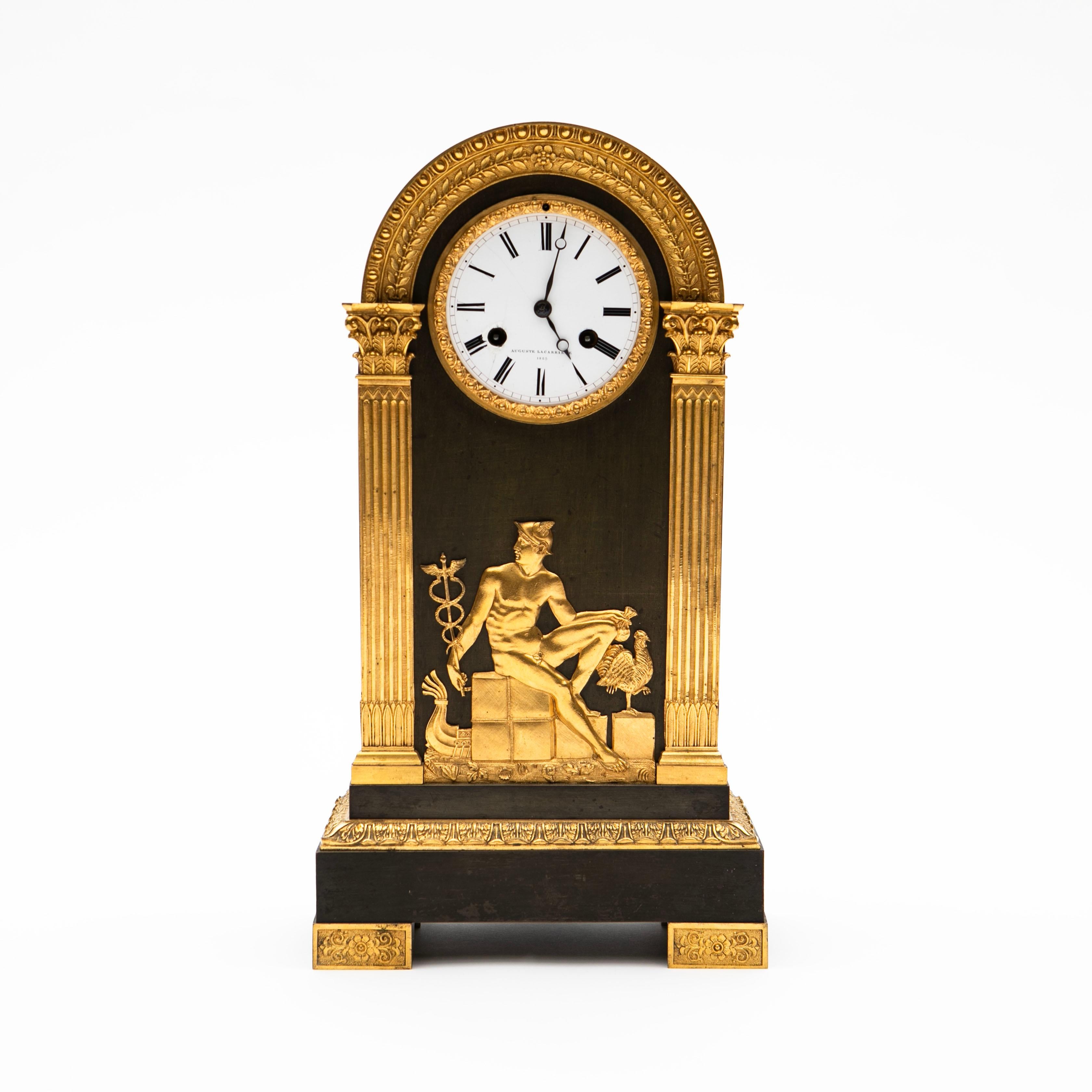 Ancienne horloge française Charles X en bronze patiné et bronze doré 3
