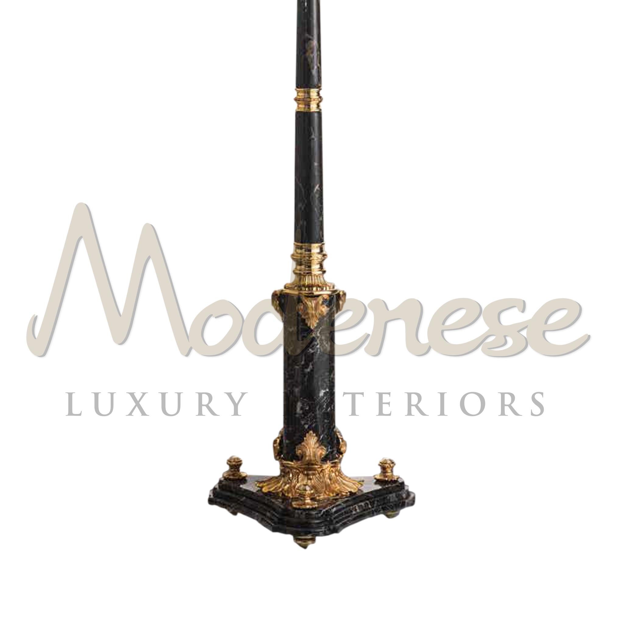 Baroque Antique Charming 12-Lights Floor Lamp Made by Portoro Marble and Gold Finishing For Sale