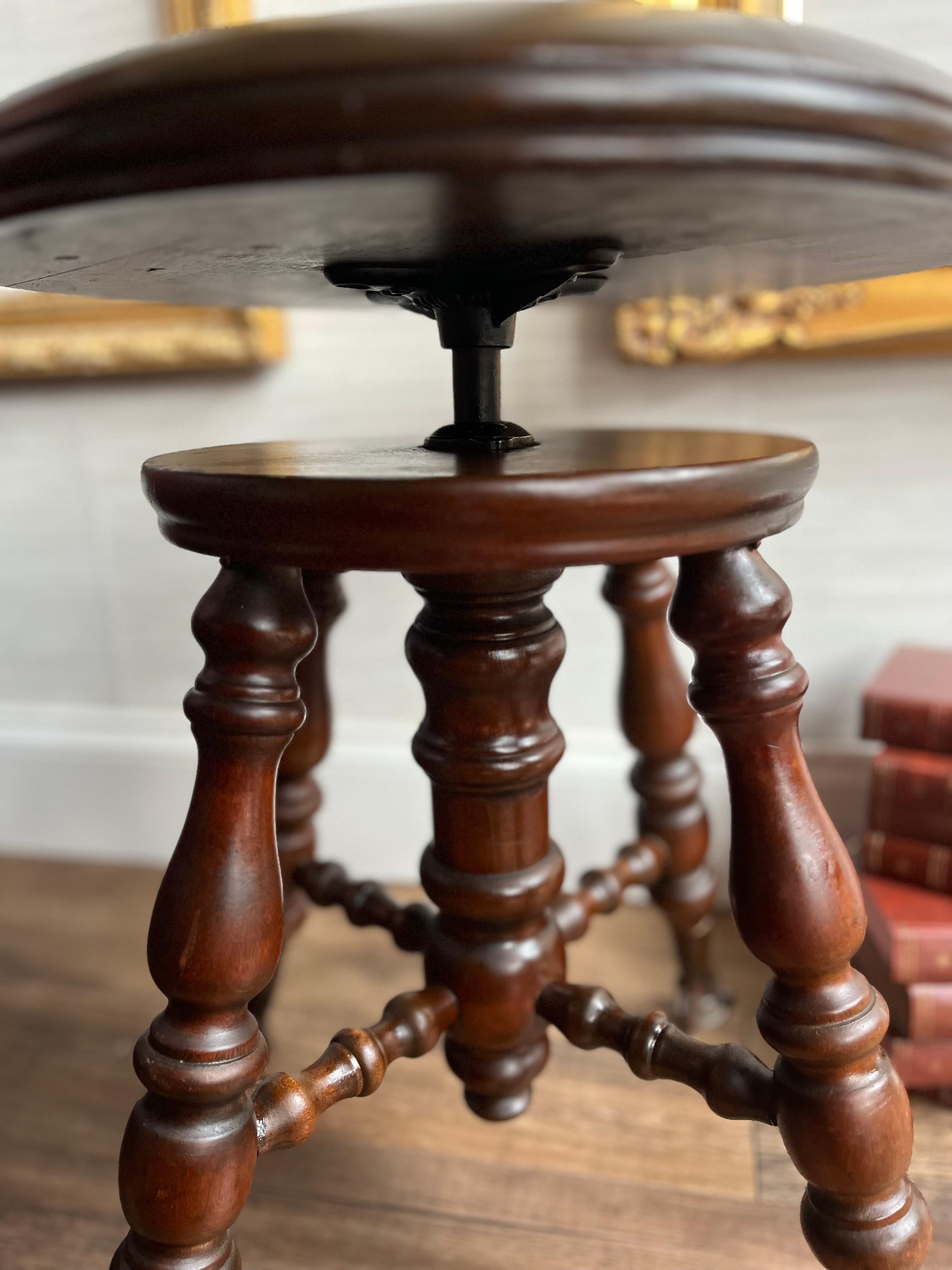 19th Century Antique Chas Parker Co. Adjustable Height Piano Stool With Claw Feet
