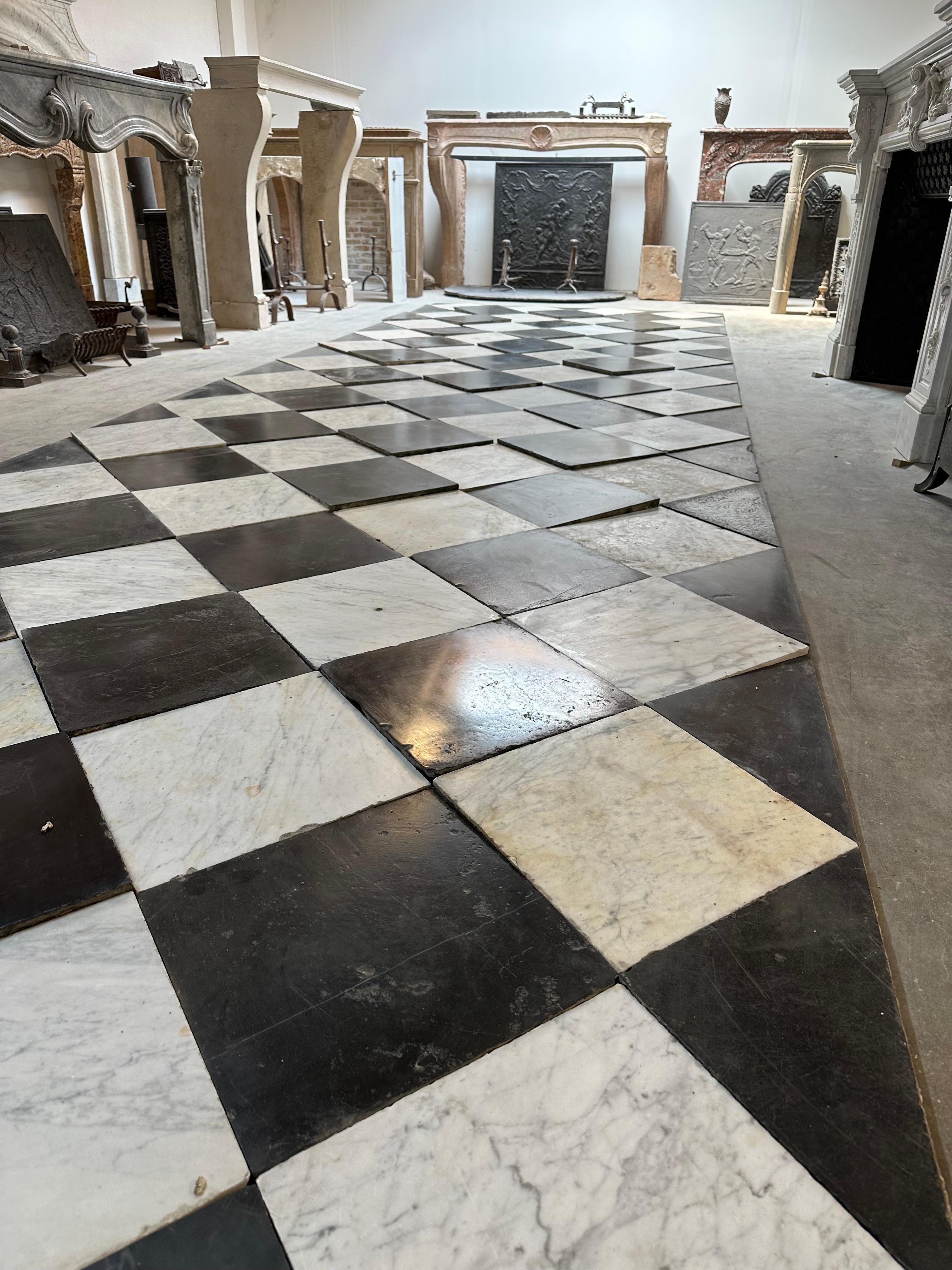 Antique Checkered Black an White Marble Tiles 3