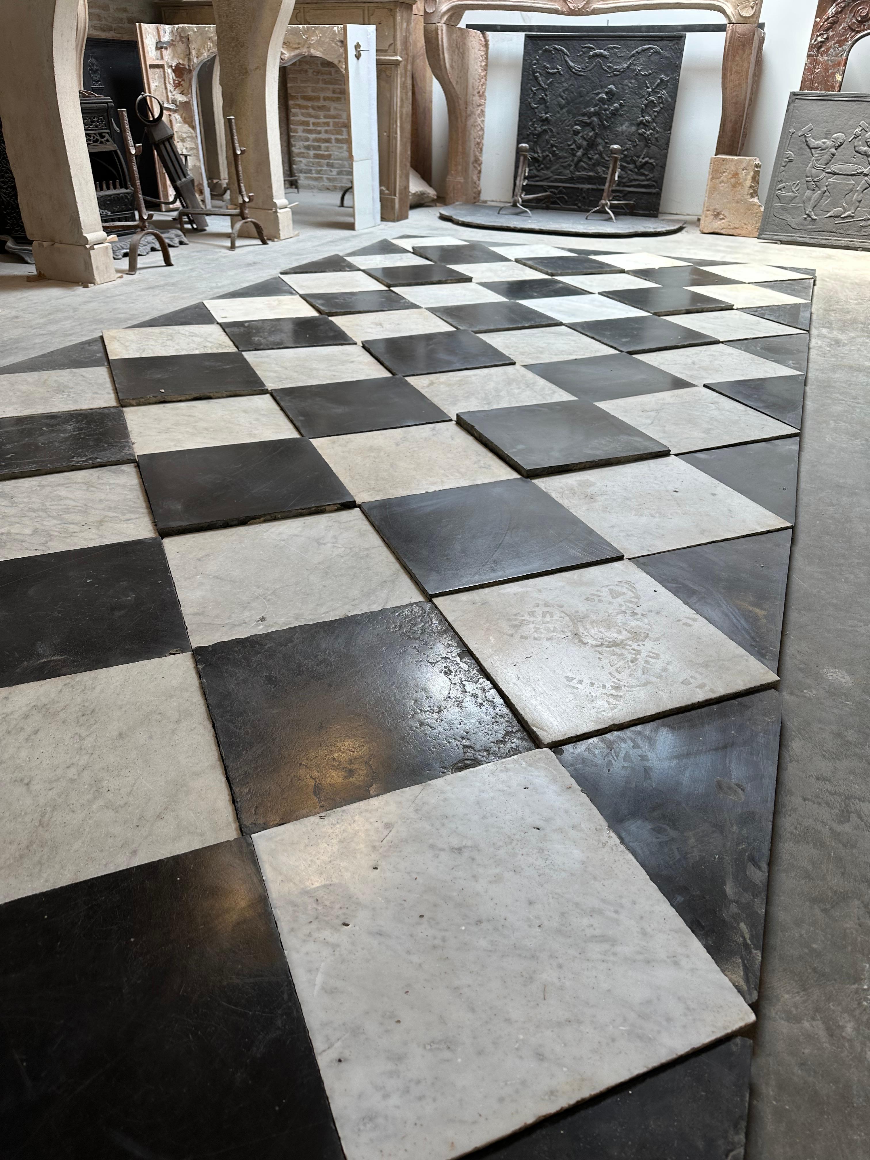 Antique Checkered Black an White Marble Tiles 4