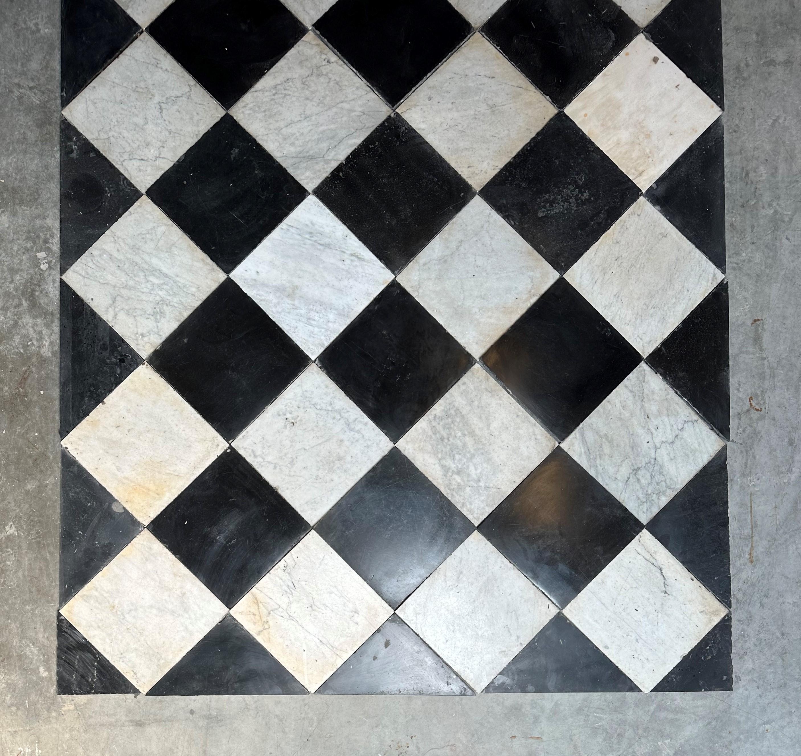 Antique Checkered Black an White Marble Tiles 7