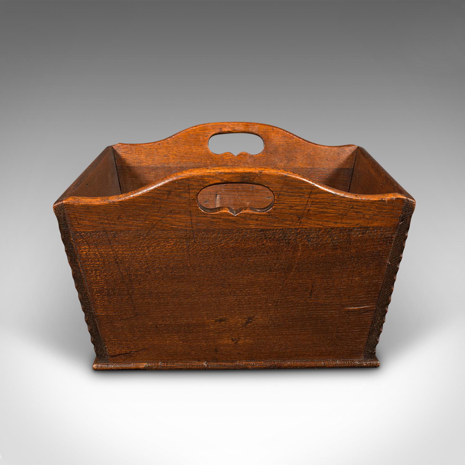 Georgiano Antica cassetta per il trasporto del formaggio, inglese, Oak, vassoio per prodotti da giardino, georgiana, 1800 ca. in vendita