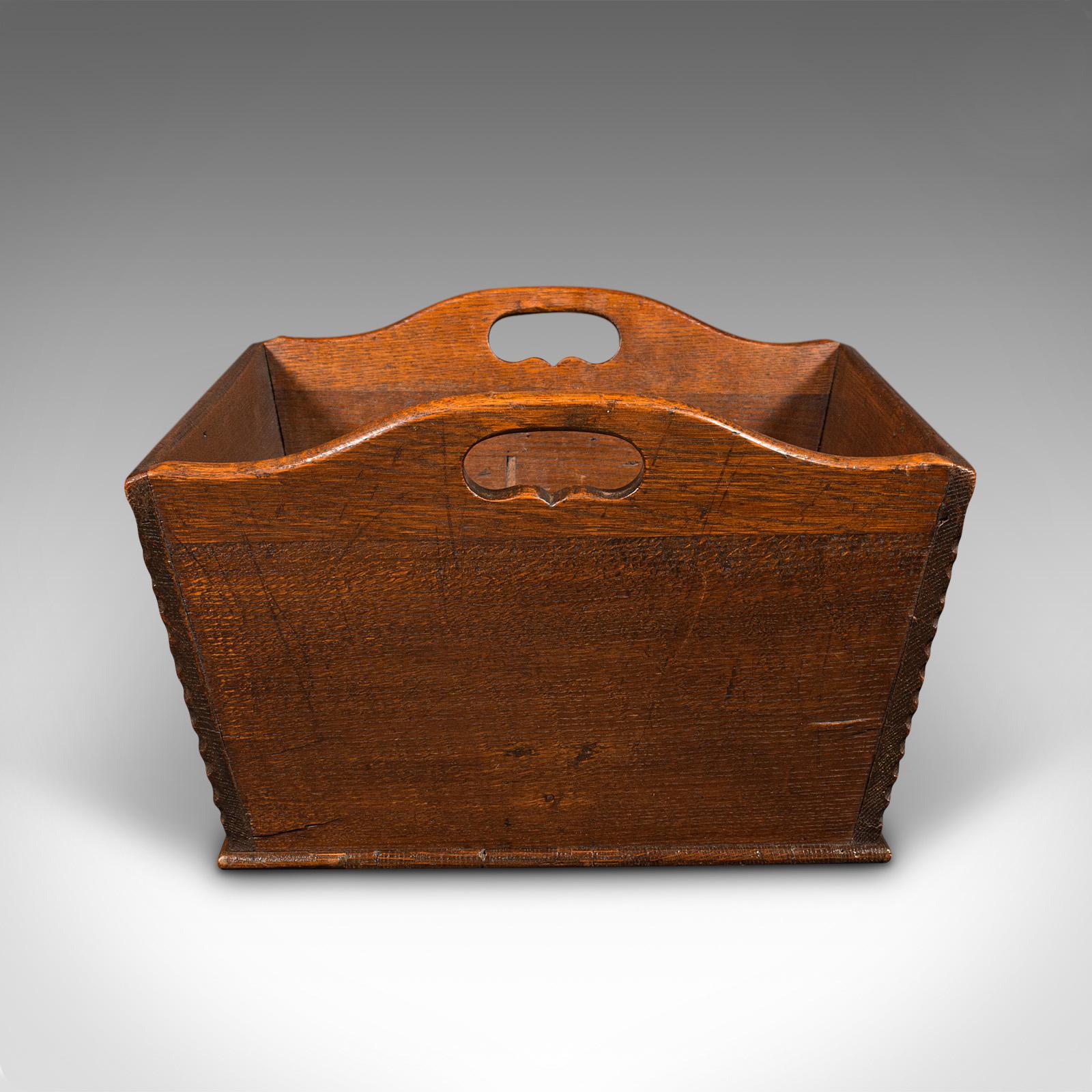 British Antique Cheese Carrying Box, English, Oak, Garden Produce Tray, Georgian, c.1800 For Sale