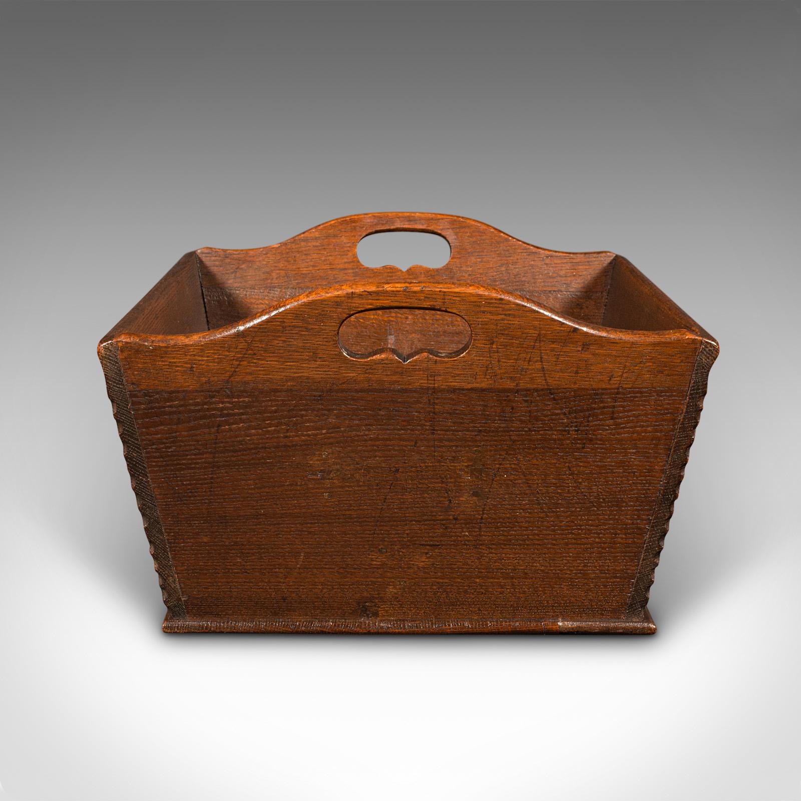 Antique Cheese Carrying Box, English, Oak, Garden Produce Tray, Georgian, c.1800 In Good Condition For Sale In Hele, Devon, GB