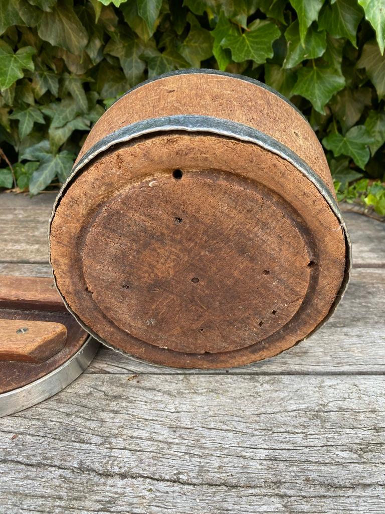 Antique Cheese Mold / Mould Set of 4, the Netherlands. Farmhouse Fruit Bowl For Sale 4