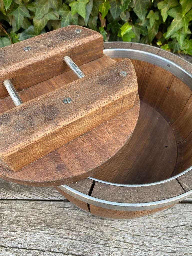 Early 20th Century Antique Cheese Mold / Mould Set of 4, the Netherlands. Farmhouse Fruit Bowl For Sale