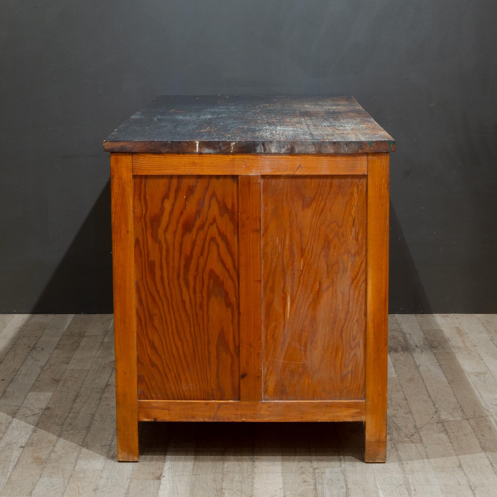 Antique Chemistry Class Industrial Cabinet c.1920-1940 For Sale 5