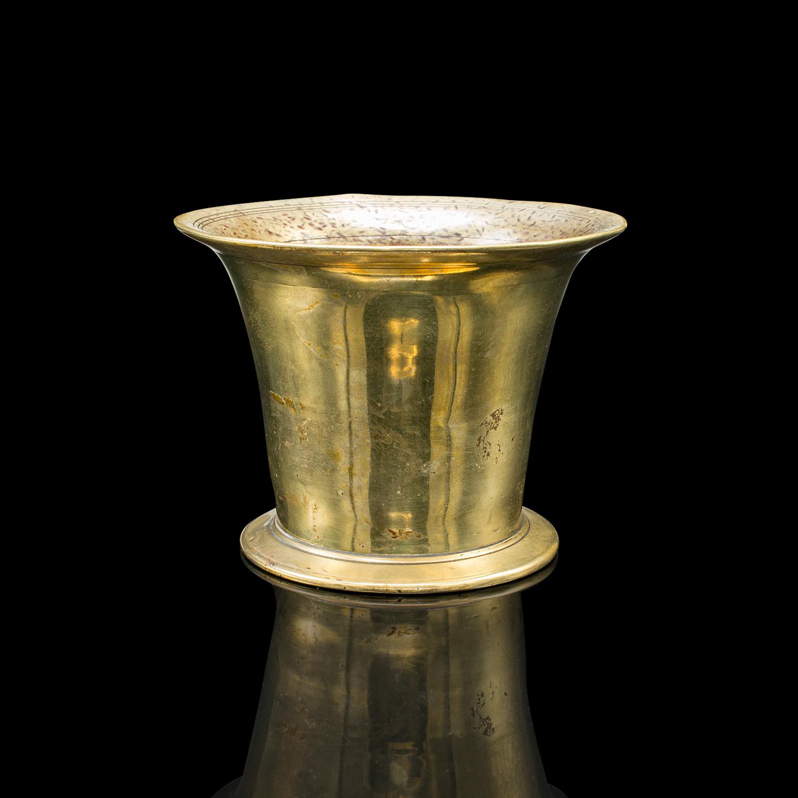 Antique Chemist's Mortar & Pestle, French Bronze Apothecary Aid, Victorian, 1900 In Good Condition For Sale In Hele, Devon, GB