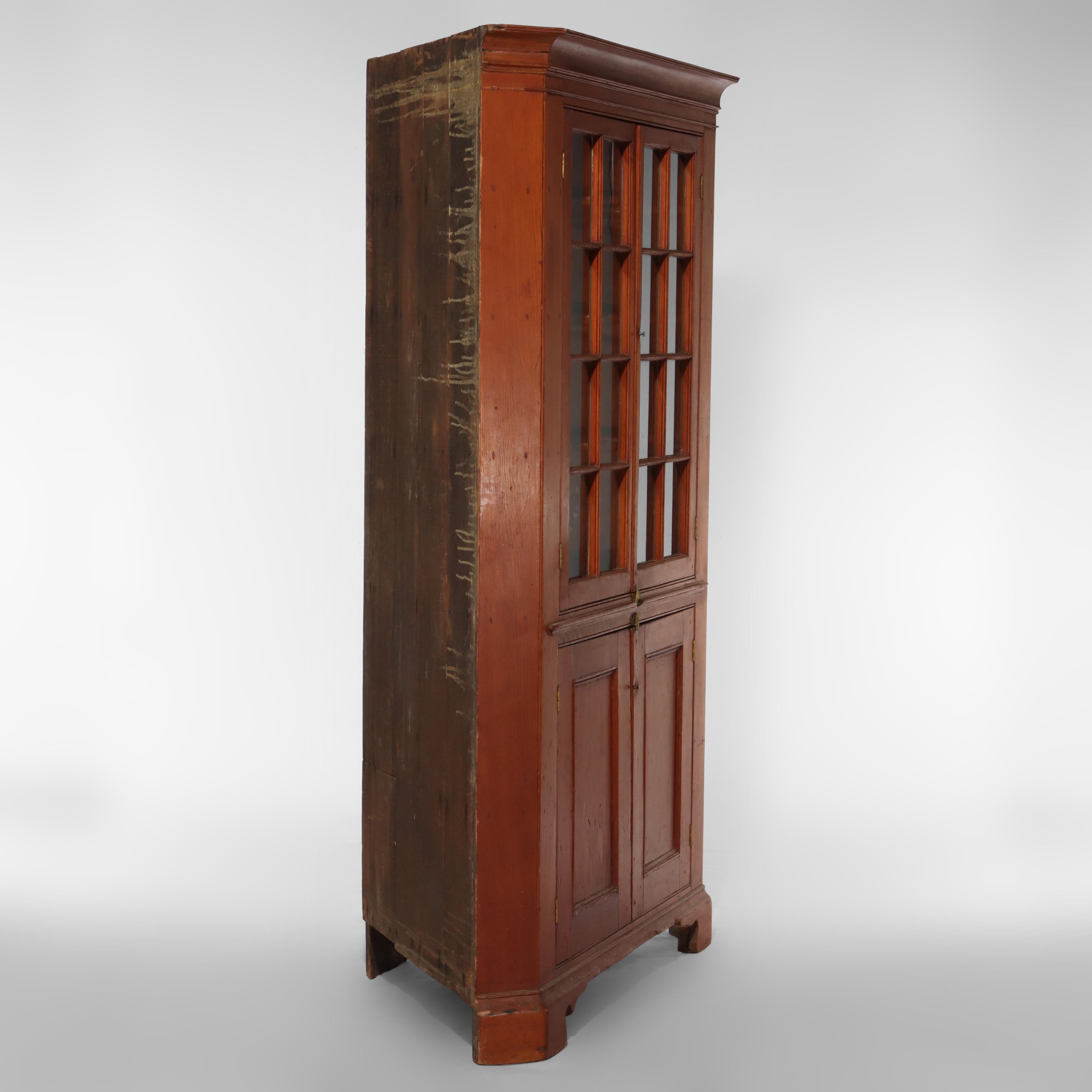 Ancienne armoire d'angle en cerisier à deux portes C1840 en vente 11
