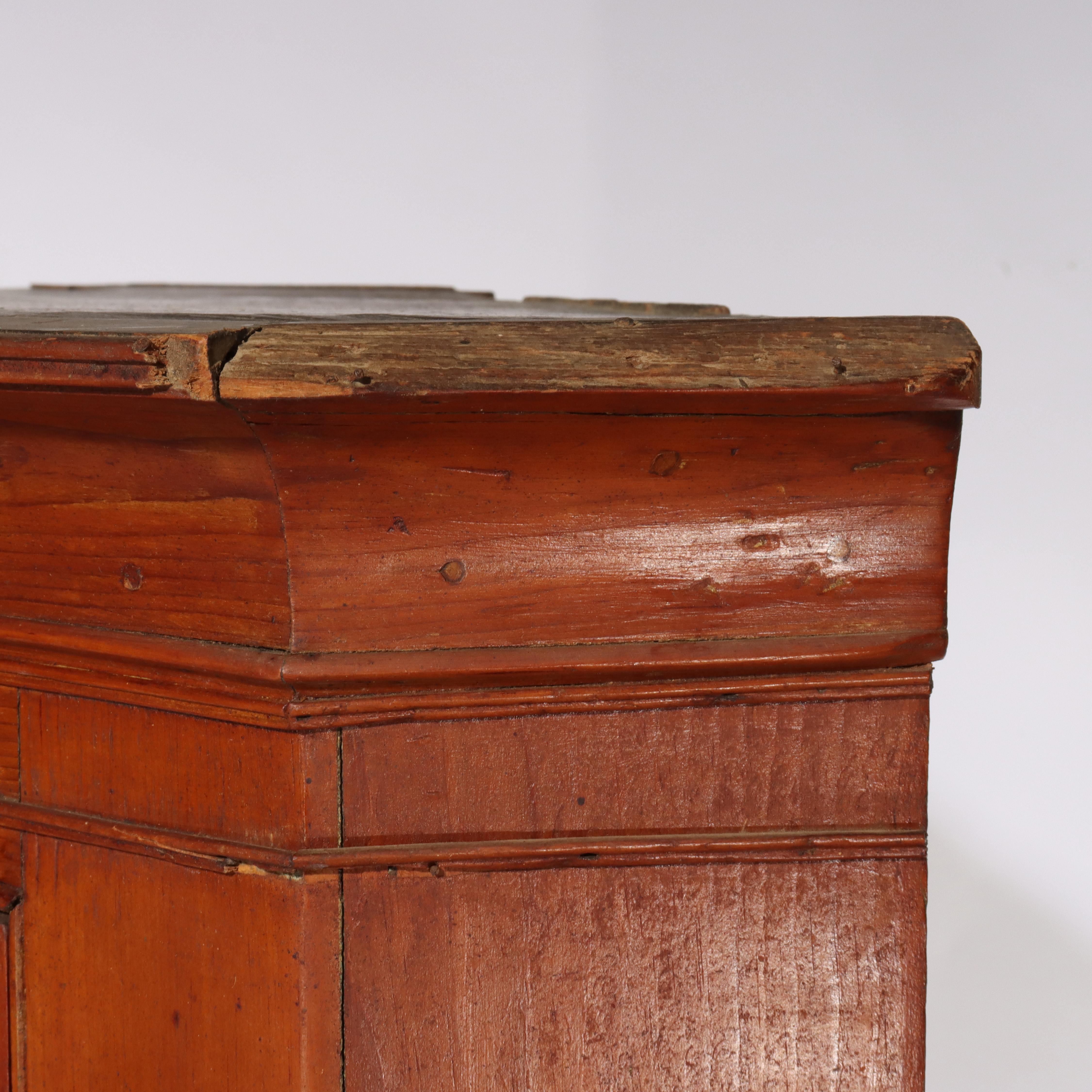 XIXe siècle Ancienne armoire d'angle en cerisier à deux portes C1840 en vente