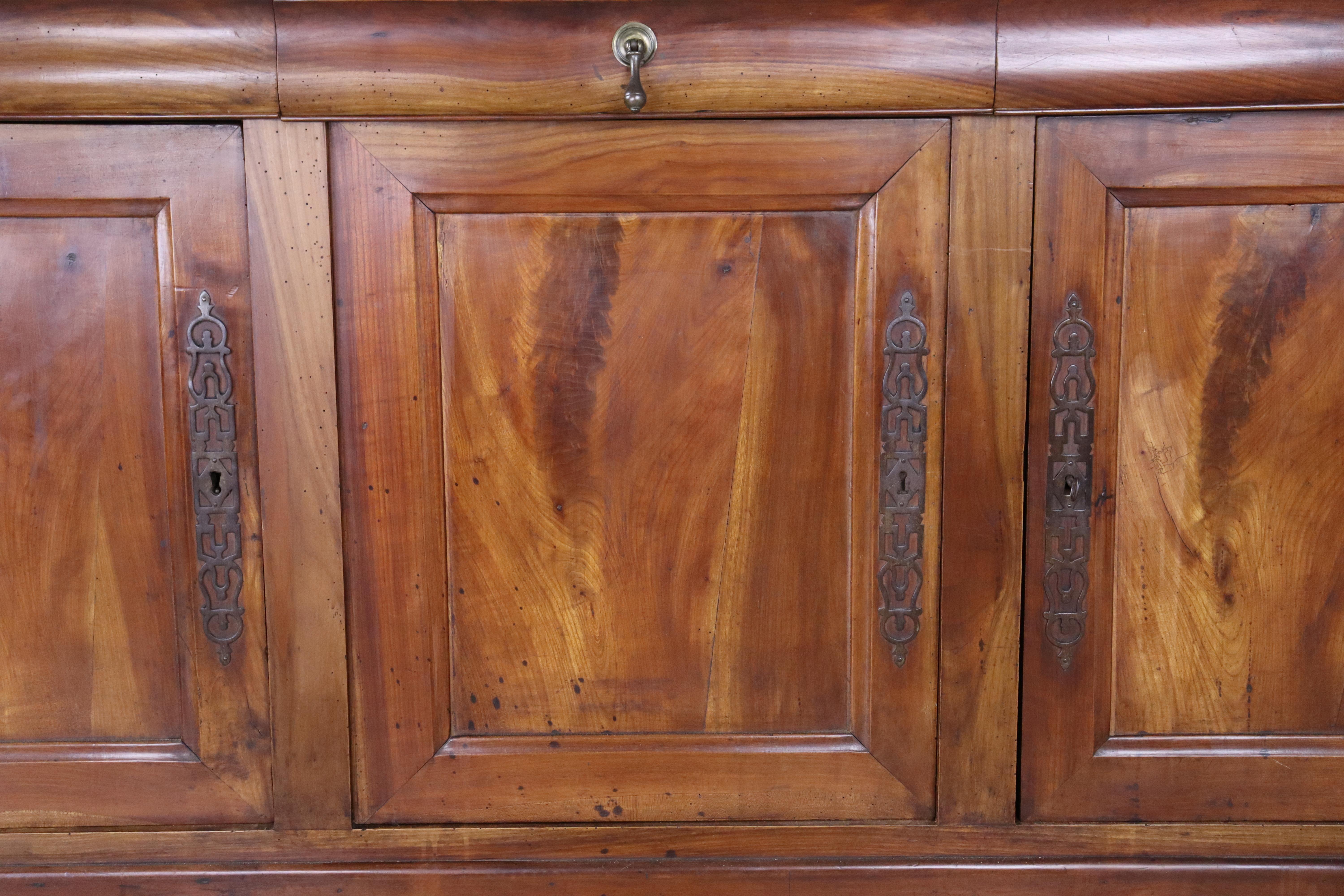 Antique Cherry Louis Philippe Enfilade In Distressed Condition For Sale In Port Chester, NY