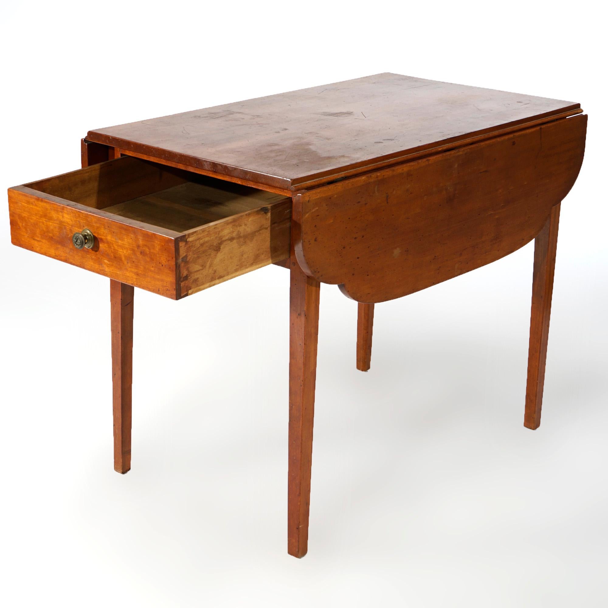 Antique Cherry Pembroke Drop Leaf Table Circa 1820 In Good Condition For Sale In Big Flats, NY