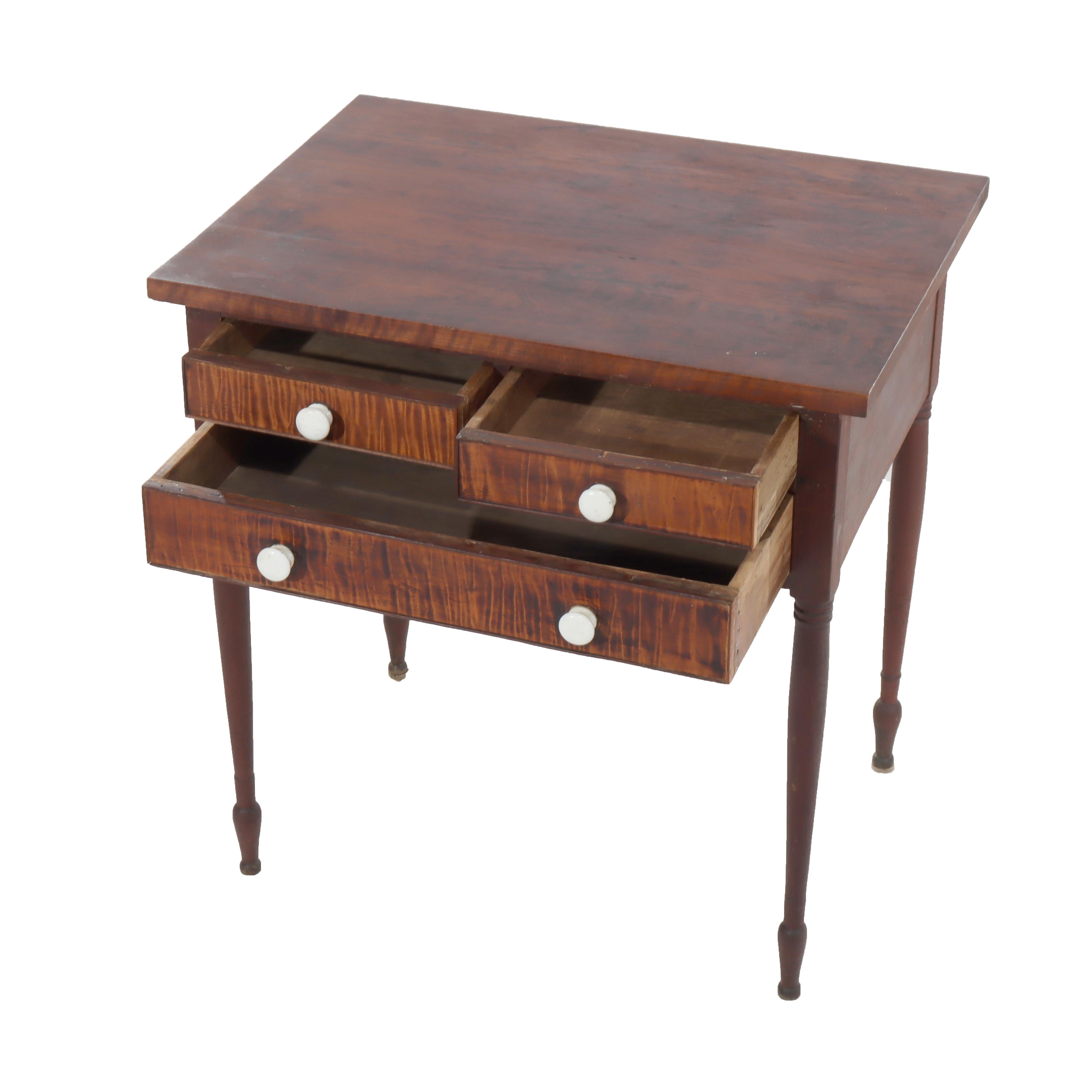 Antique Cherry & Tiger Maple 3-Drawer Small Server C1830 In Good Condition For Sale In Big Flats, NY