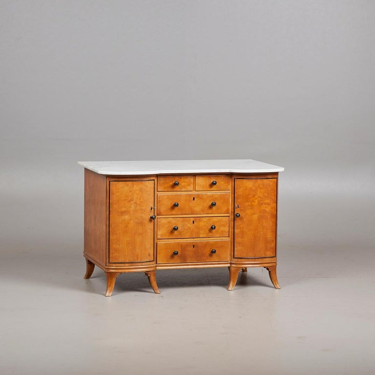 Antike Kommode aus Kirschholz mit Marmorplatte, 1920er Jahre im Angebot ...