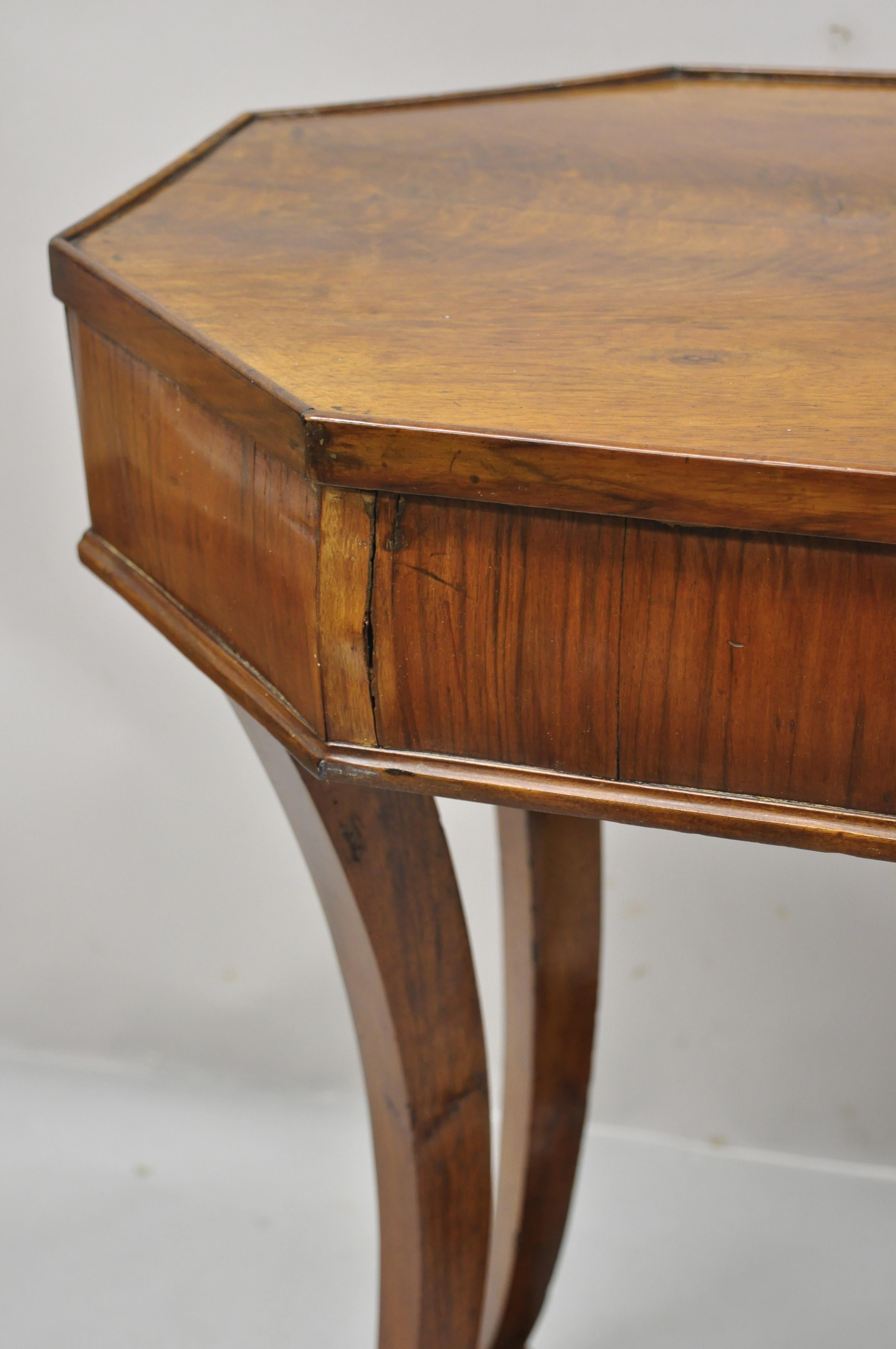 Antique Cherry Wood Italian Biedermeier One Drawer Accent Lamp Side Table For Sale 7