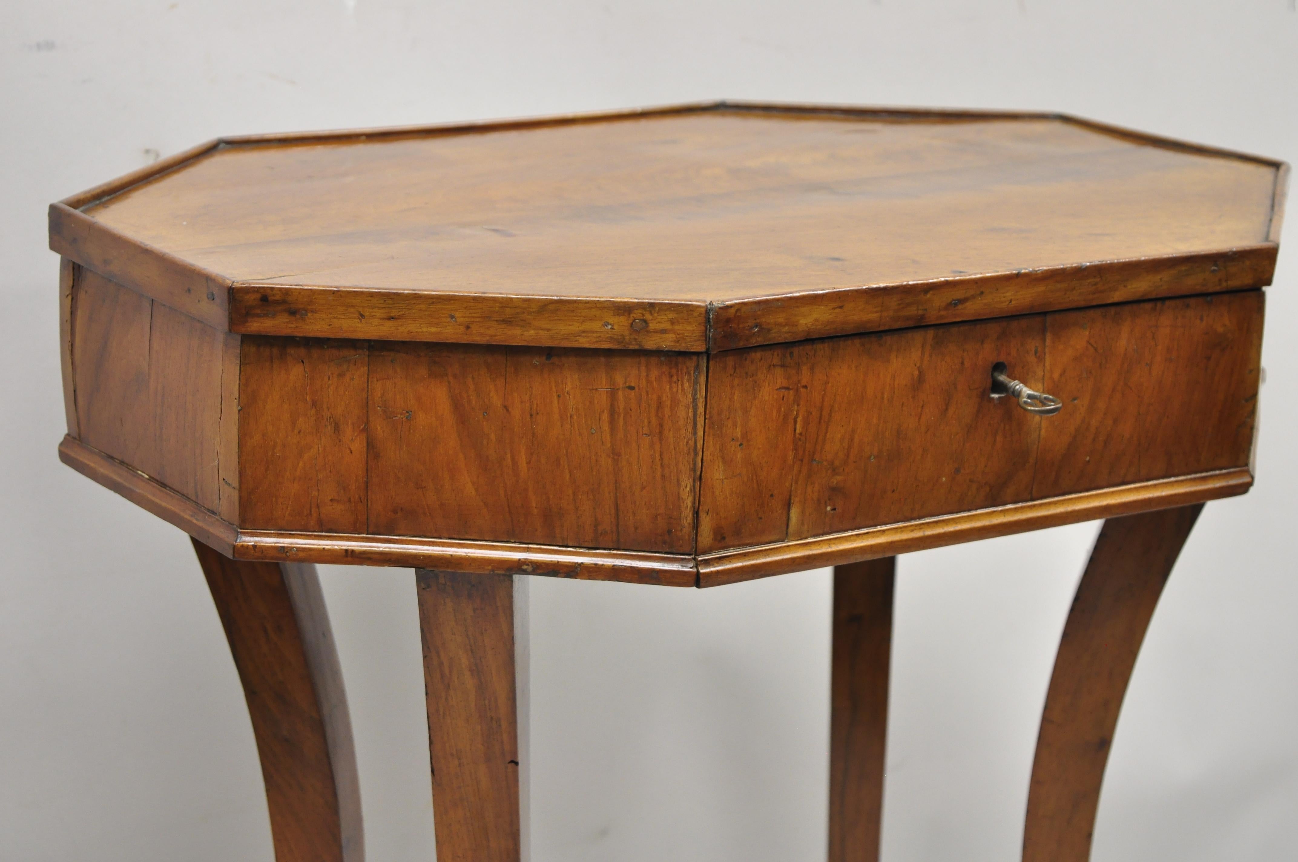 Antique Cherry Wood Italian Biedermeier One Drawer Accent Lamp Side Table 3