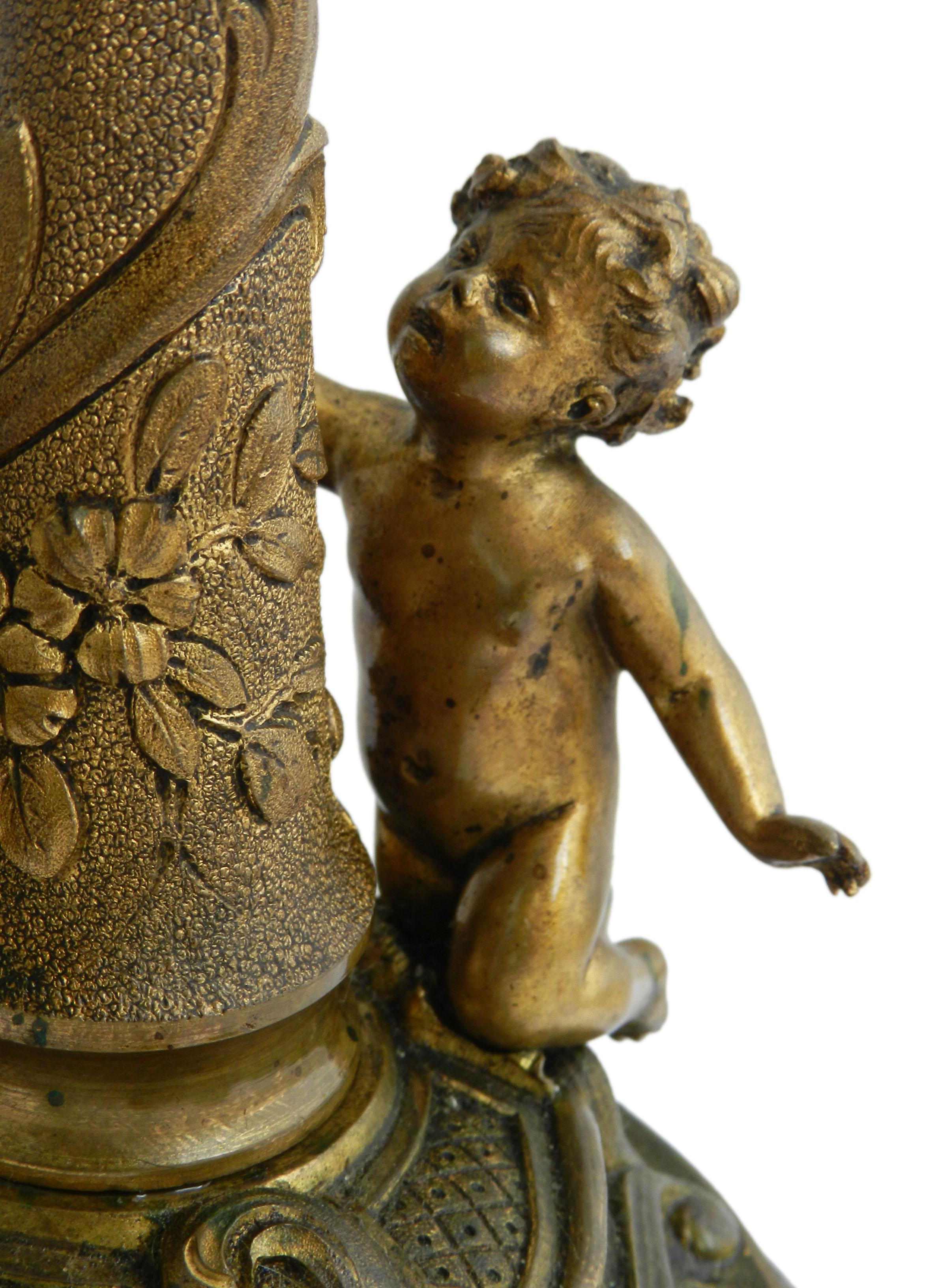 Antike Cherub Lampe Französisch Licht c1900-1910  im Zustand „Gut“ im Angebot in Mimizan, FR