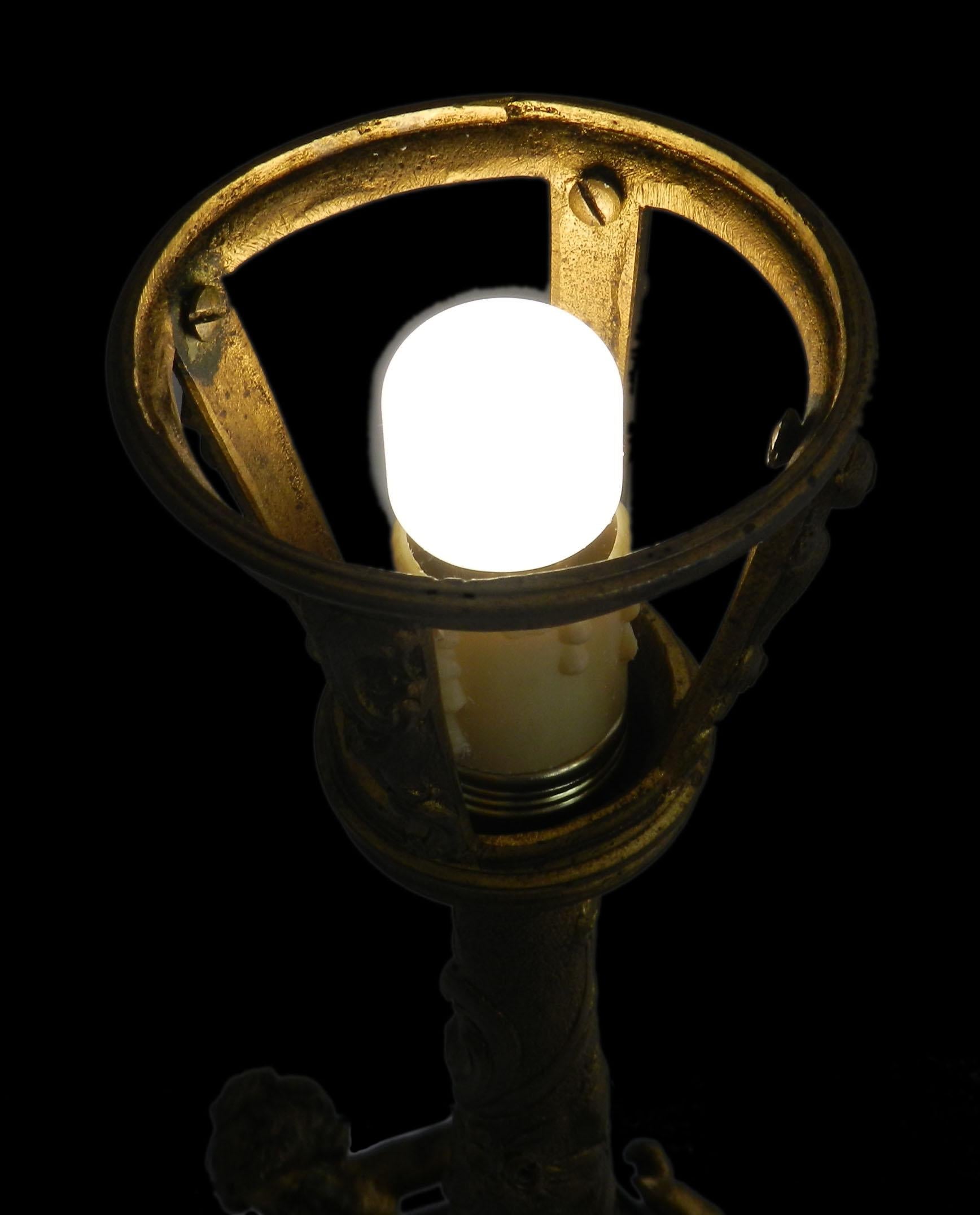 Antique Cherub Lamp French Light c1900-1910  For Sale 2