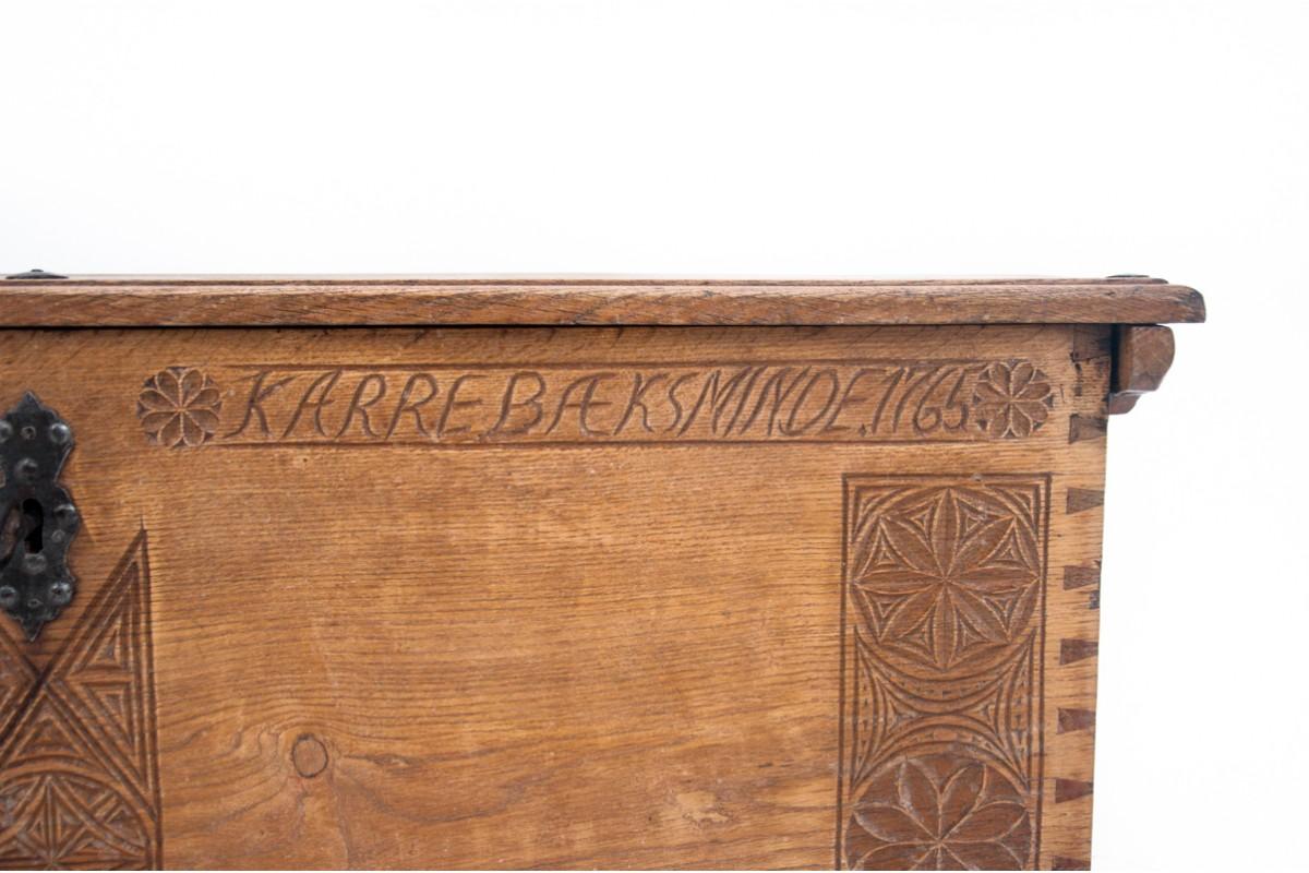 Antique chest, Northern Europe, 1765. For Sale 2