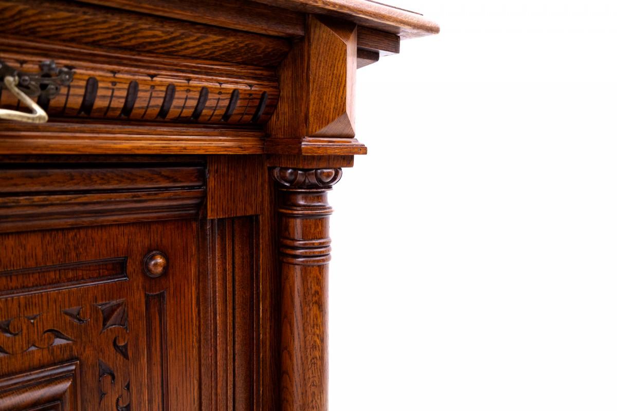 Commode ancienne, vers 1880, Europe occidentale. en vente 3