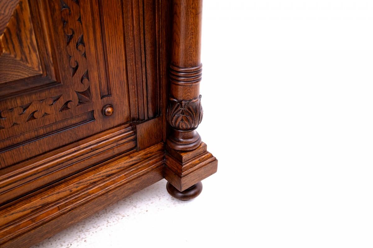 Commode ancienne, vers 1880, Europe occidentale. en vente 4