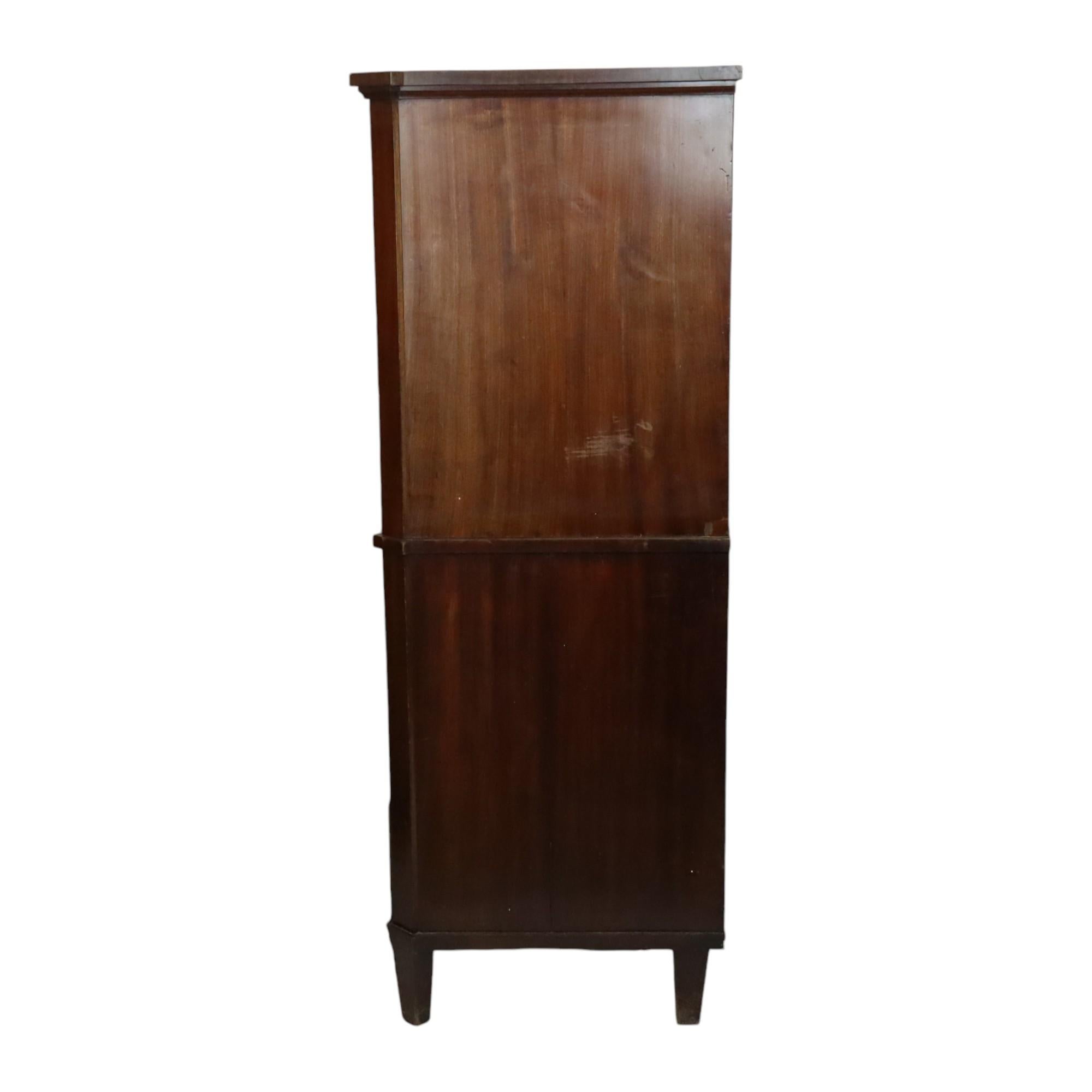 Ancienne commode Chiffonnière en acajou flammé sur chêne 19ème siècle en vente 9