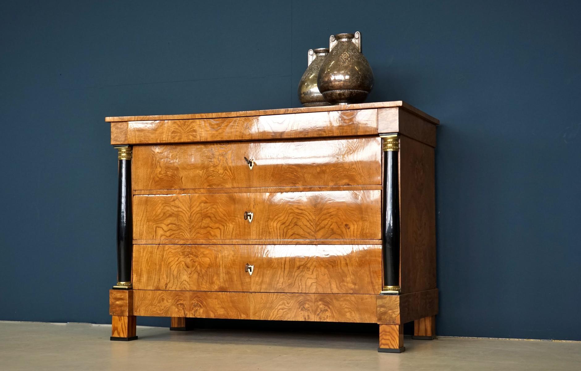 biedermeier dresser