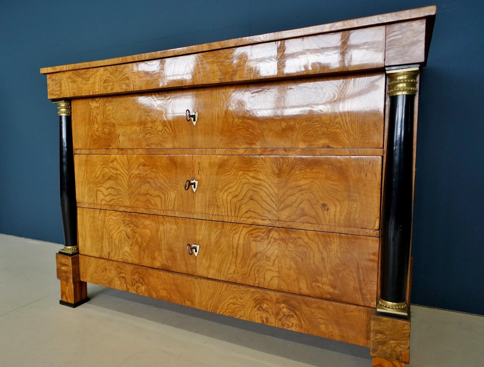 Early 19th Century Antique Chest of Drawers, circa 1815, German Biedermeier, Restored