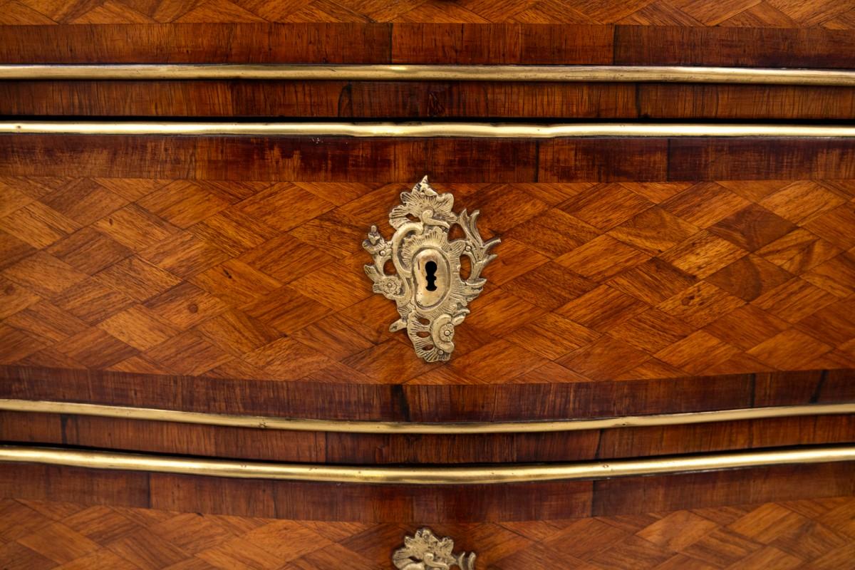 Commode ancienne, vers 1870, France. en vente 1