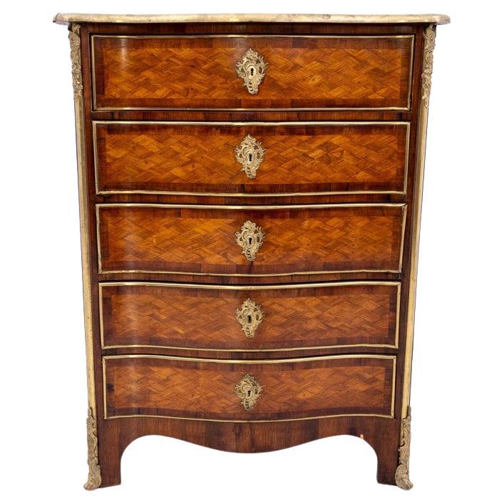 Commode ancienne, vers 1870, France.