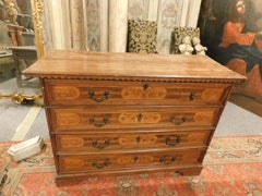 Chest of drawers / Flap in walnut inlay with three drawers, Italy