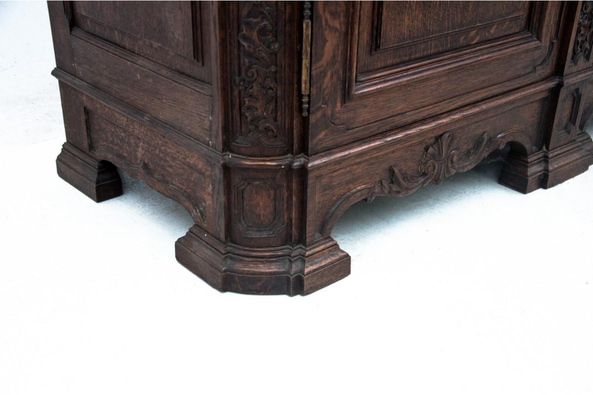 Commode ancienne, France, fin du XIXe siècle. en vente 4