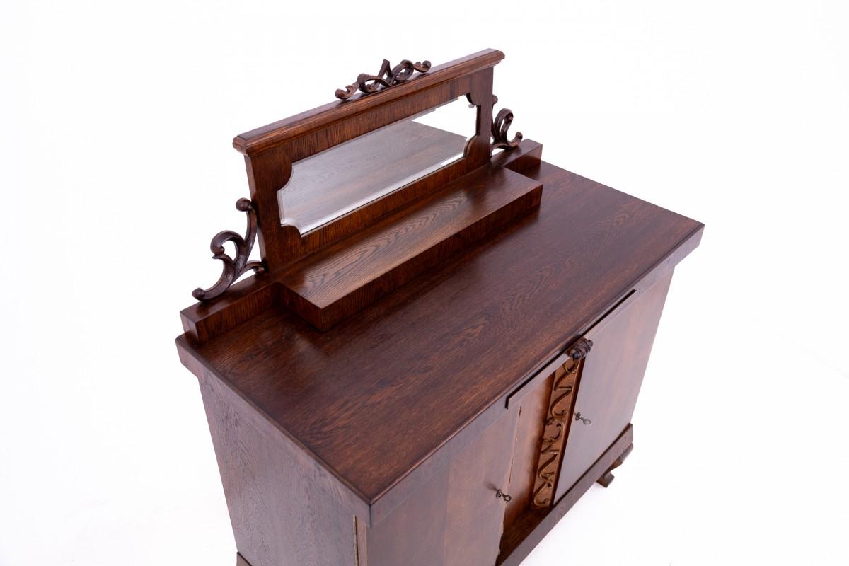 Chêne Commode ancienne du début du 20e siècle, Allemagne. en vente