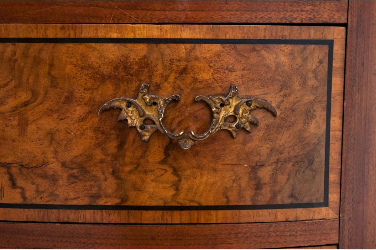 Early 20th Century Antique chest of drawers from the turn of the 19th and 20th centuries, Northern  For Sale