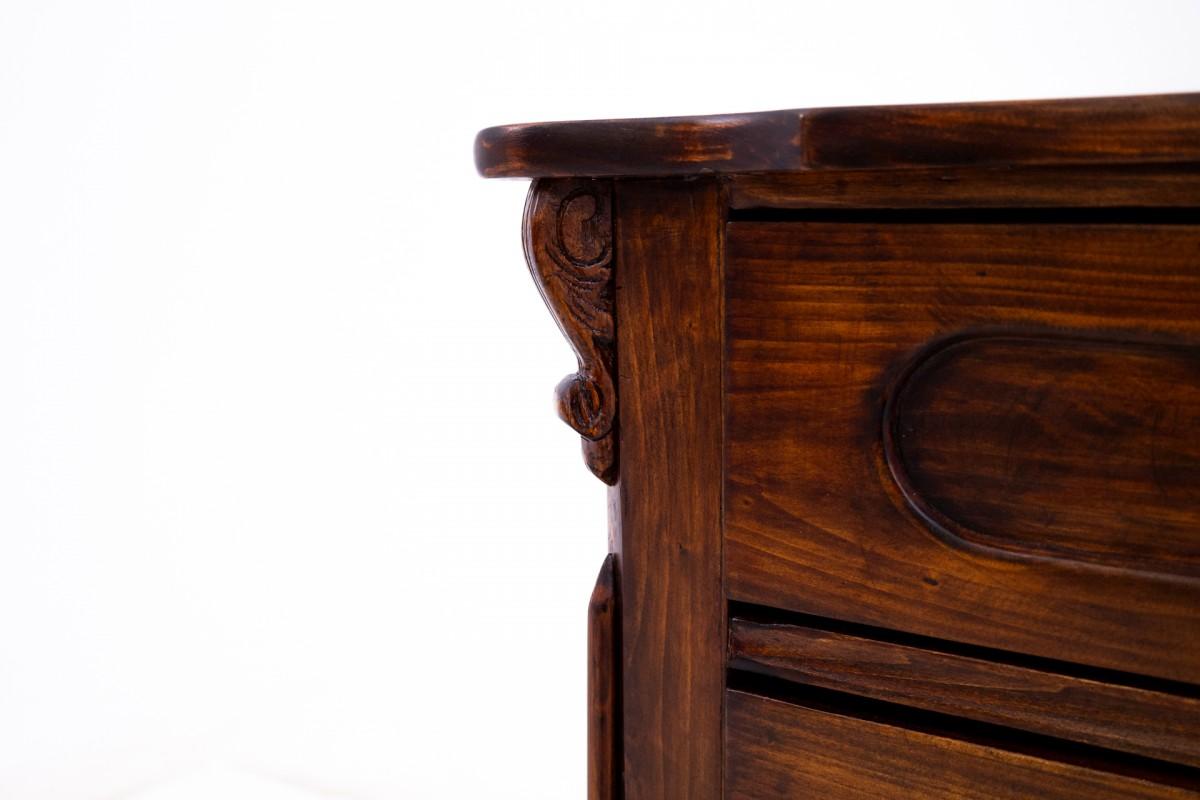 Commode ancienne du tournant des 19e et 20e siècles, Northern en vente 1
