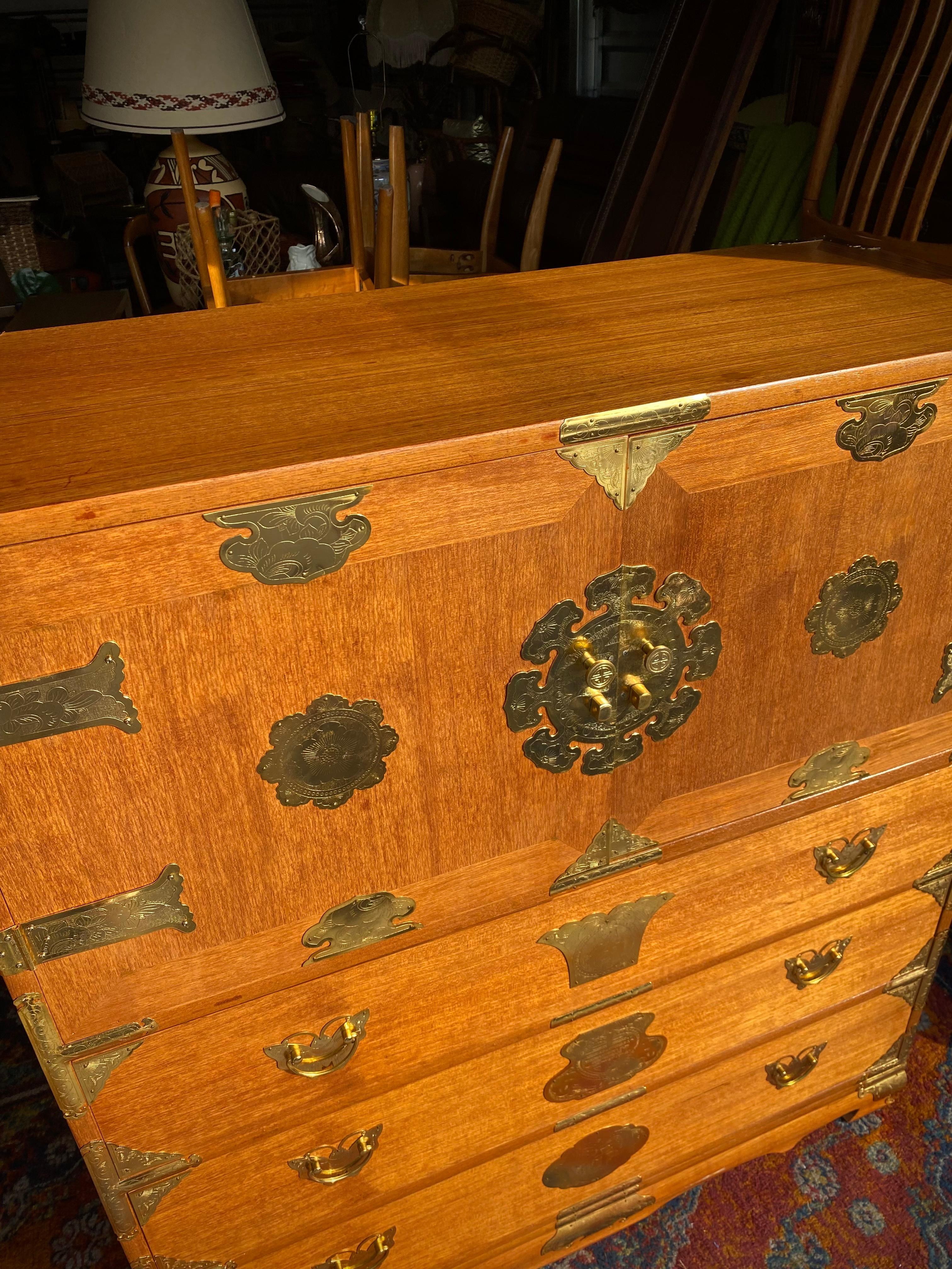 Antique Chest of Drawers Korean Tansu Butterfly Storage Dresser Asian Chinoiseri 7