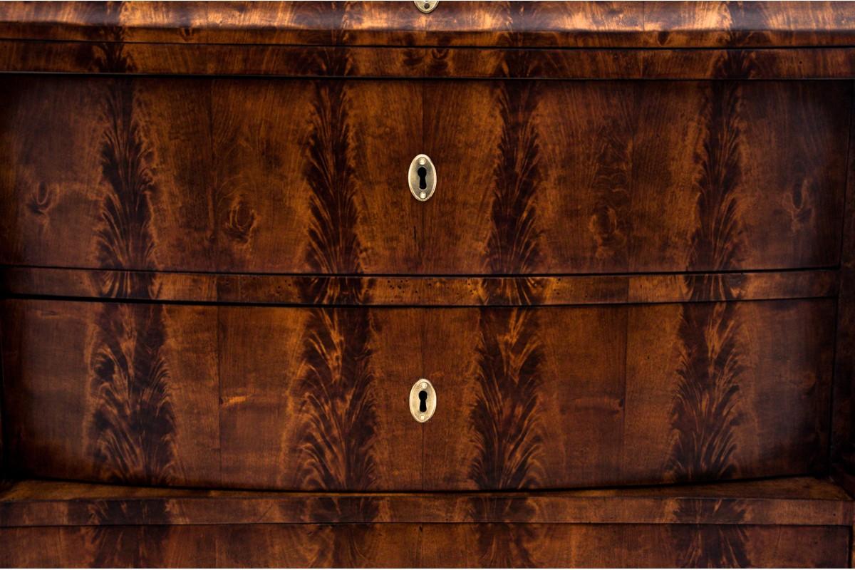 Commode ancienne, Europe du Nord, vers 1870. en vente 4