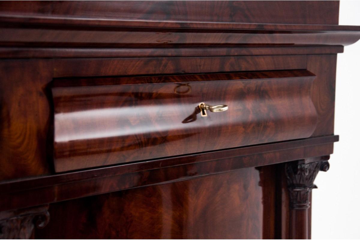 Commode ancienne, Europe du Nord, vers 1870. en vente 5