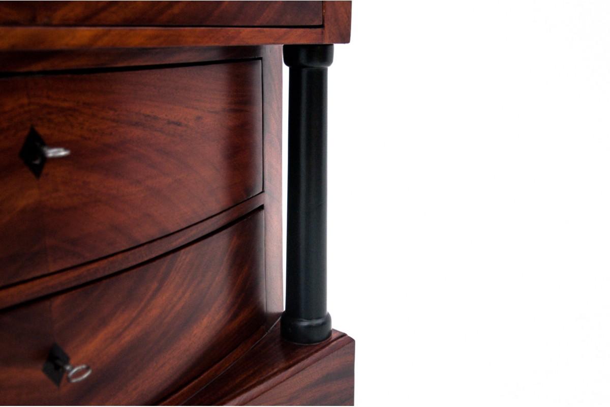 Antique chest of drawers, Northern Europe, circa 1880. For Sale 3