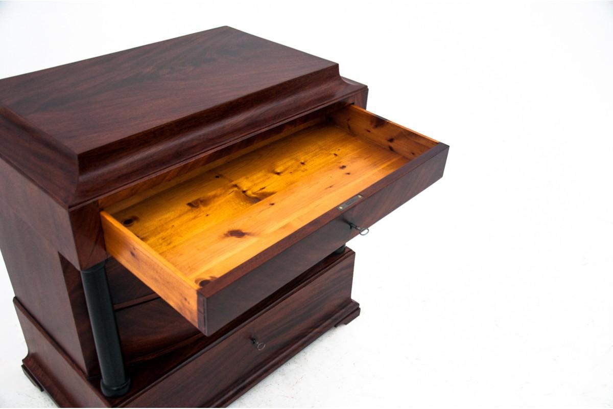 Antique chest of drawers, Northern Europe, circa 1880. In Good Condition For Sale In Chorzów, PL