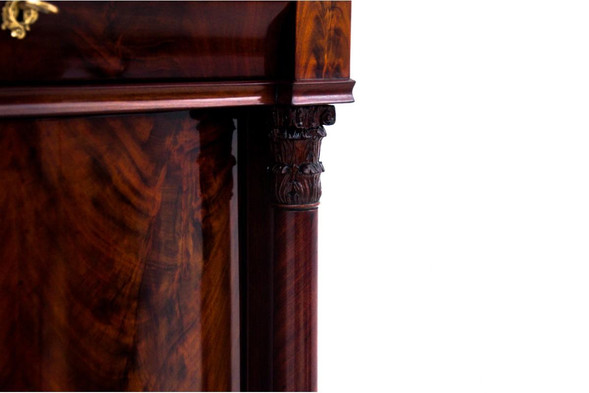 Commode ancienne - poste, Europe du Nord, vers 1850. en vente 2