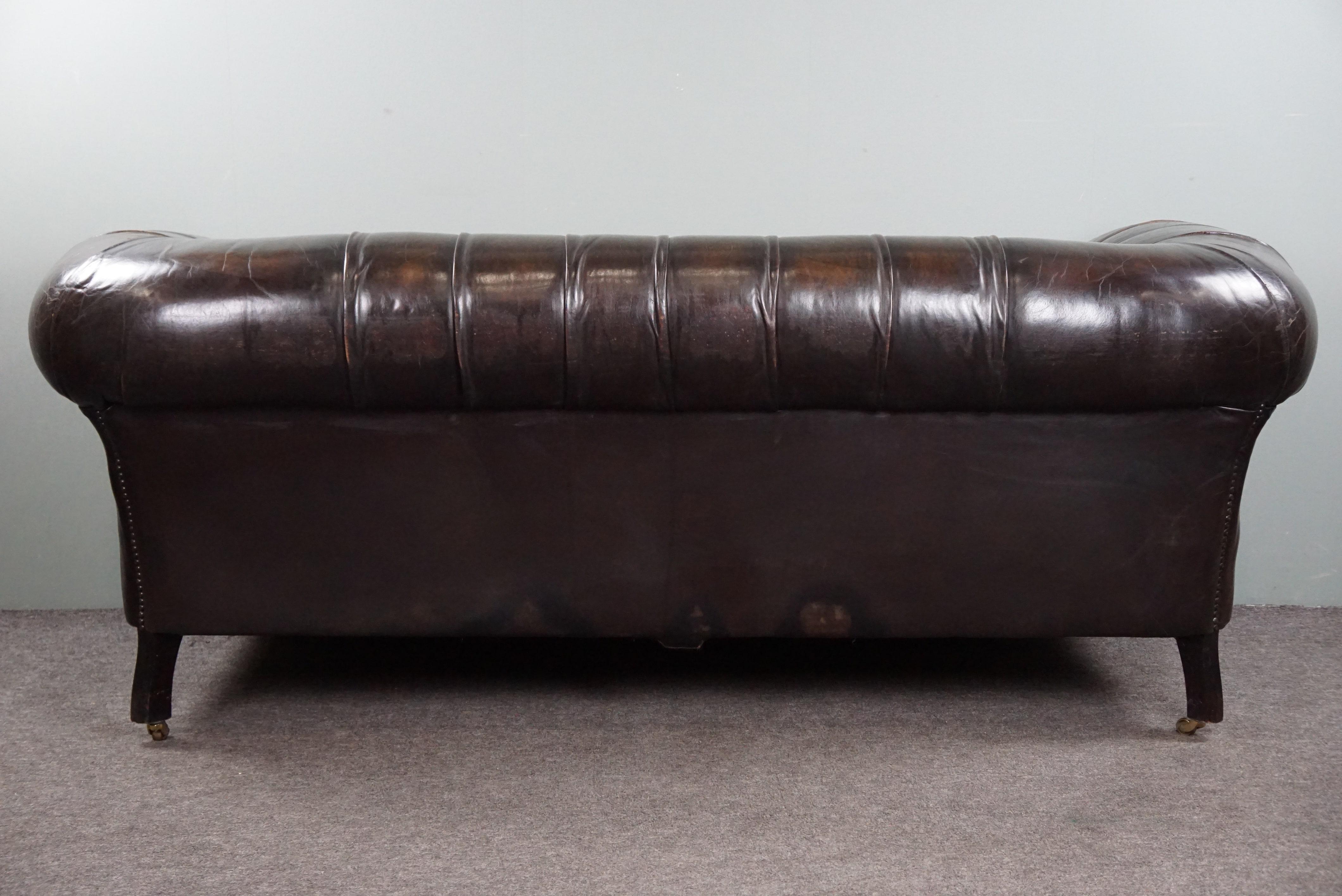 Leather Antique Chesterfield Sofa Full of Allure, 2.5 Seater For Sale