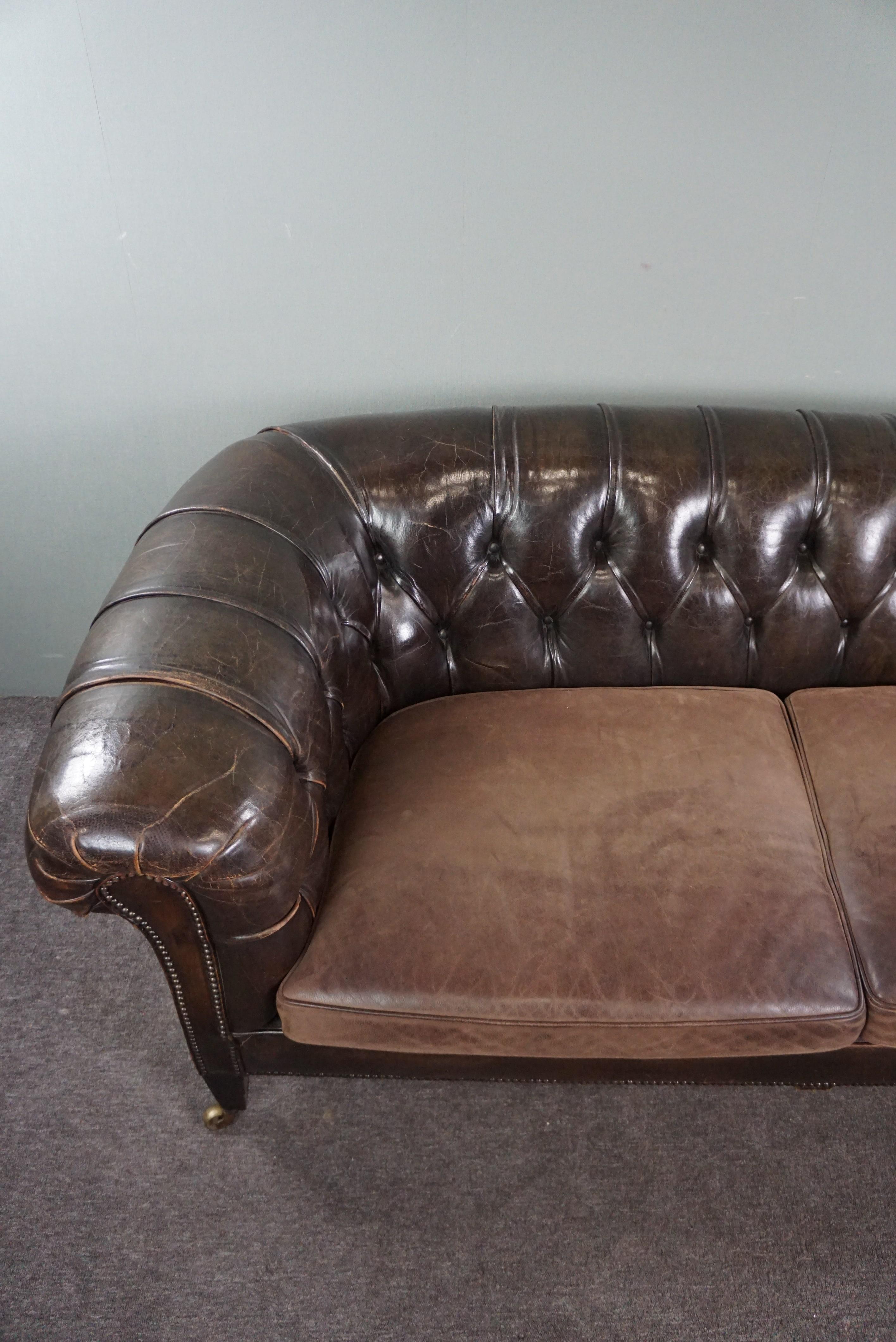 Antique Chesterfield Sofa Full of Allure, 2.5 Seater For Sale 2