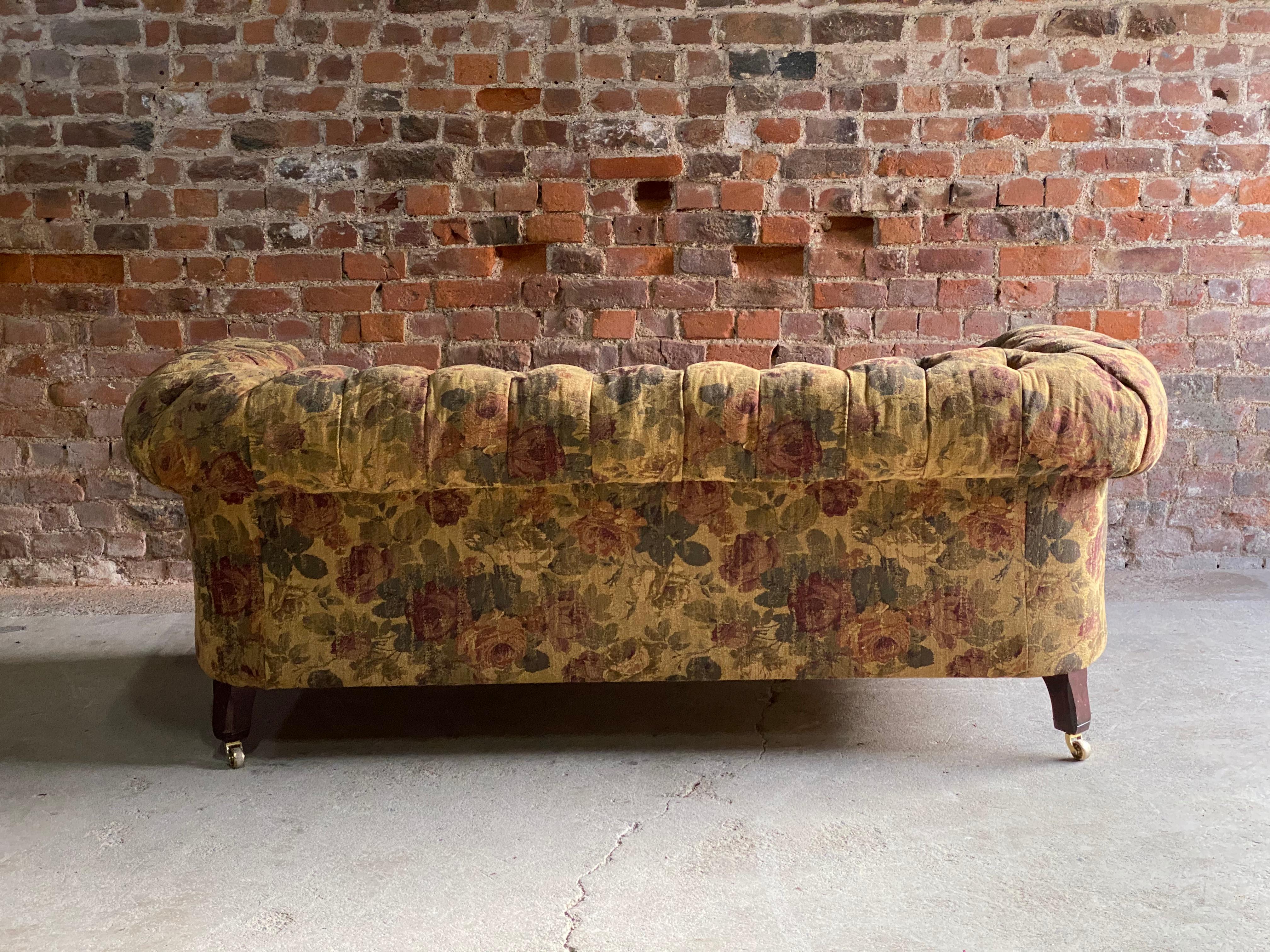 Antique Chesterfield Sofa Settee Button-Back Three-Seat Victorian, circa 1890 4