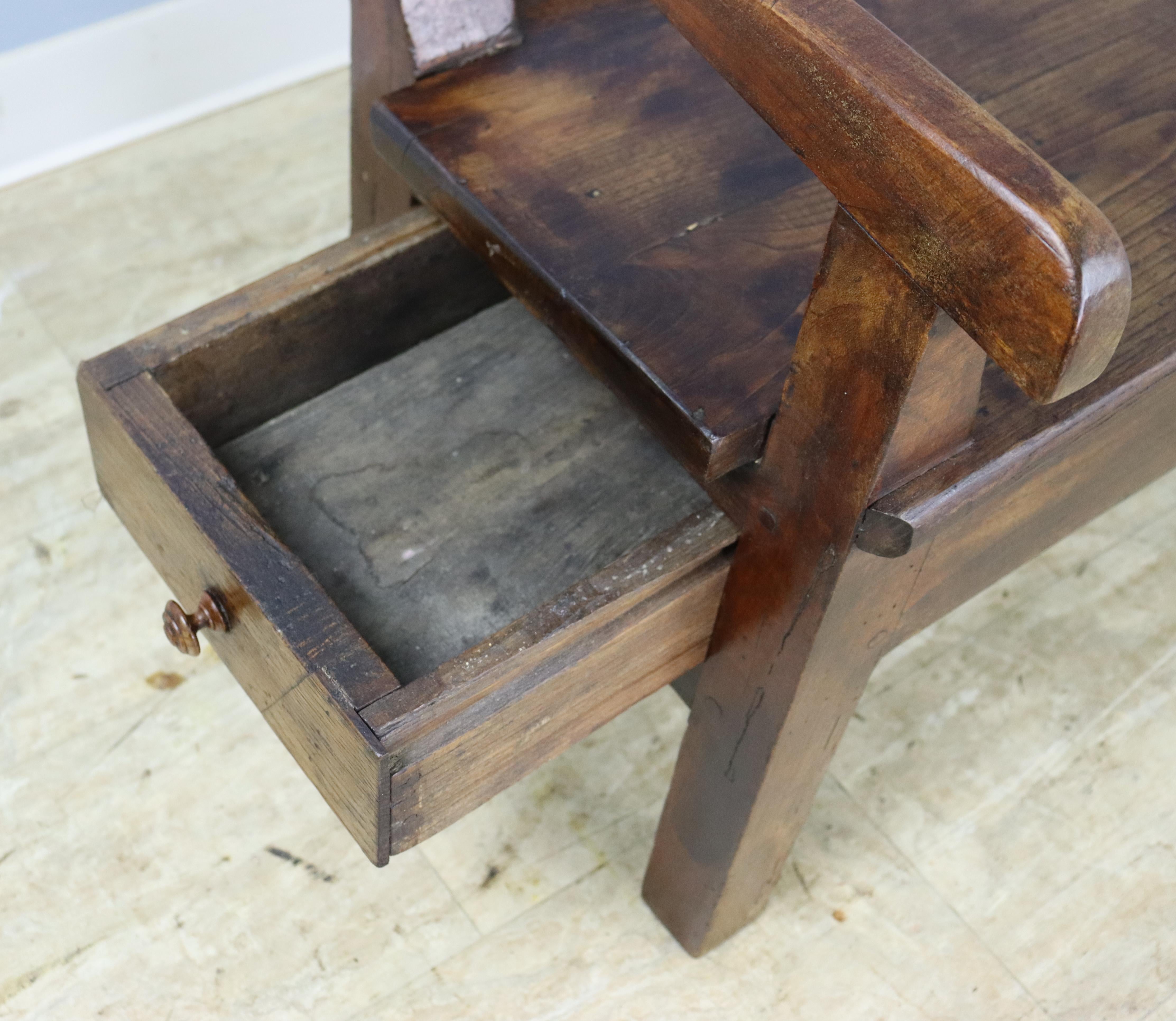 Antique Chestnut Bench with One Drawer In Good Condition In Port Chester, NY