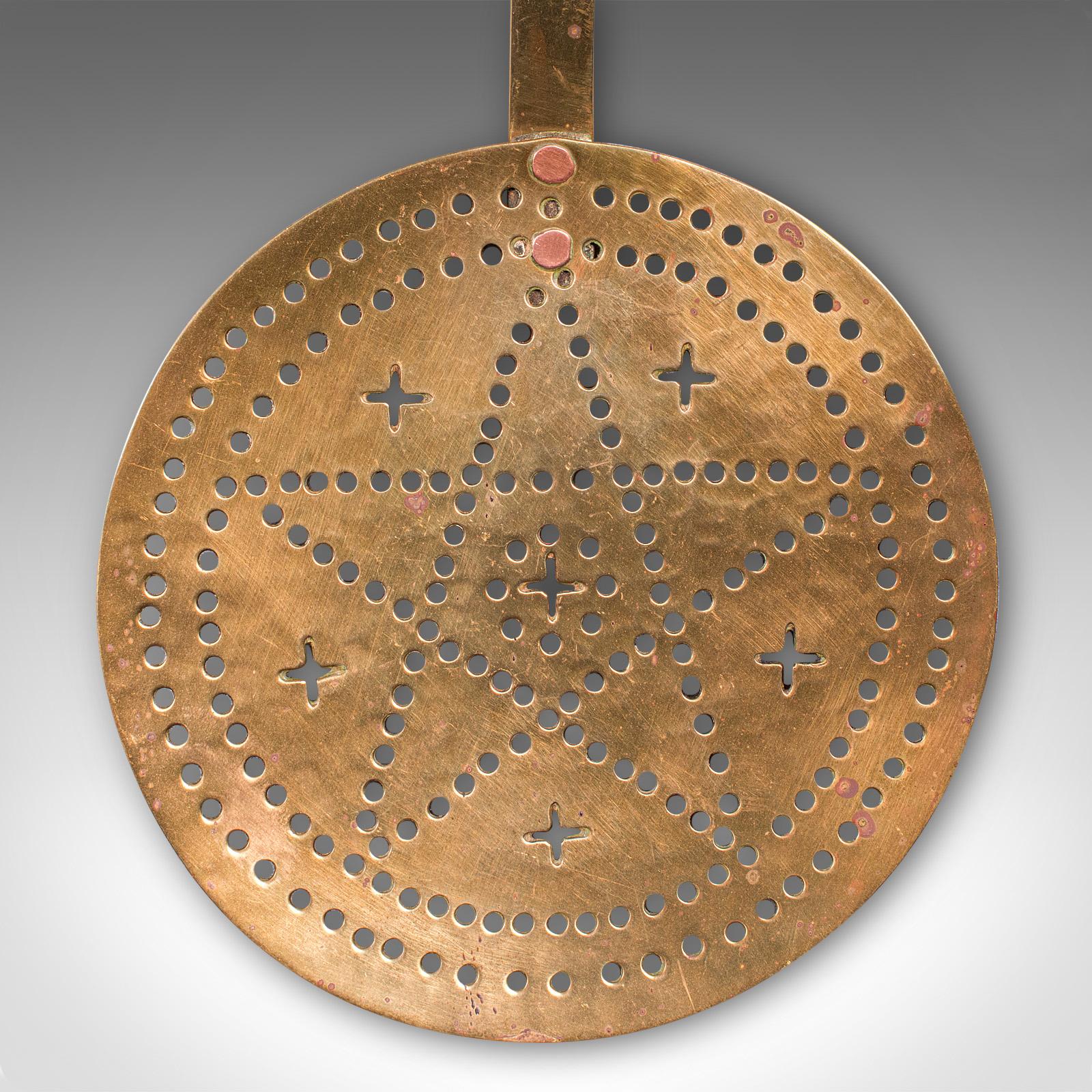 19th Century Antique Chestnut Warmer, English, Brass, Fireside Crumpet Toaster, Georgian For Sale