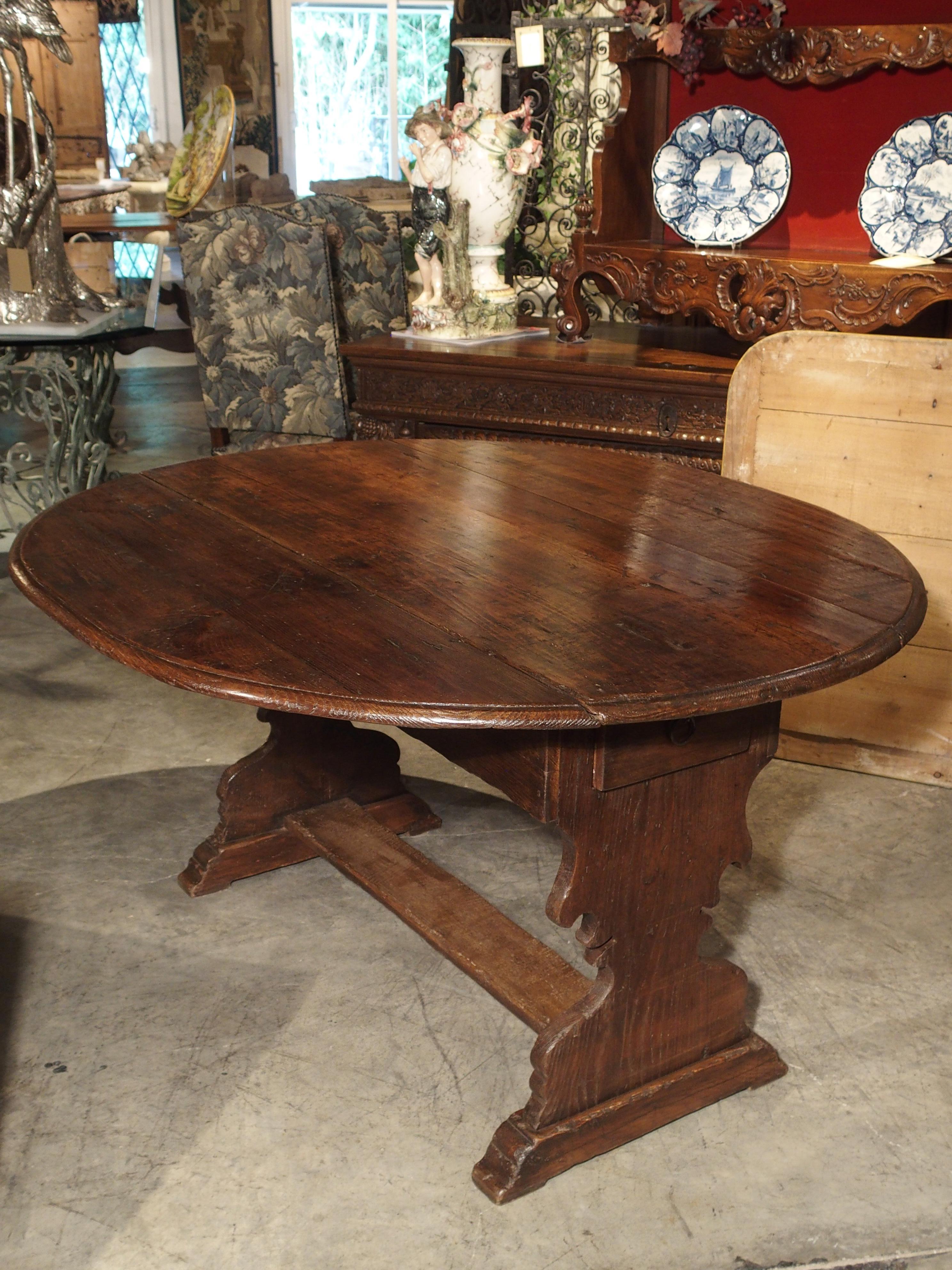 Antique Chestnut Wood Drop Leaf Table from Italy, circa 1790 8